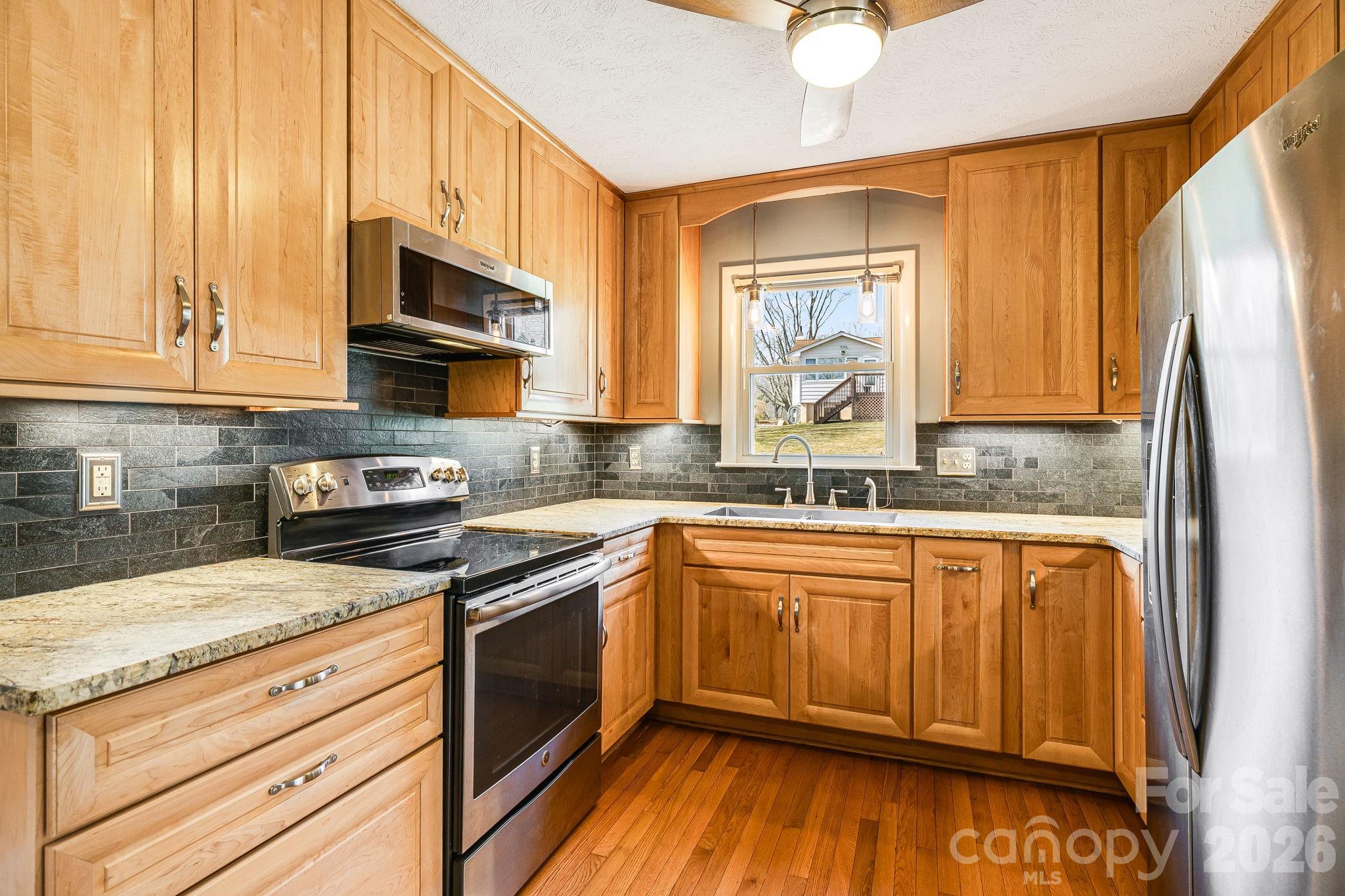 20 Ridge Cross Road Property Photo 11