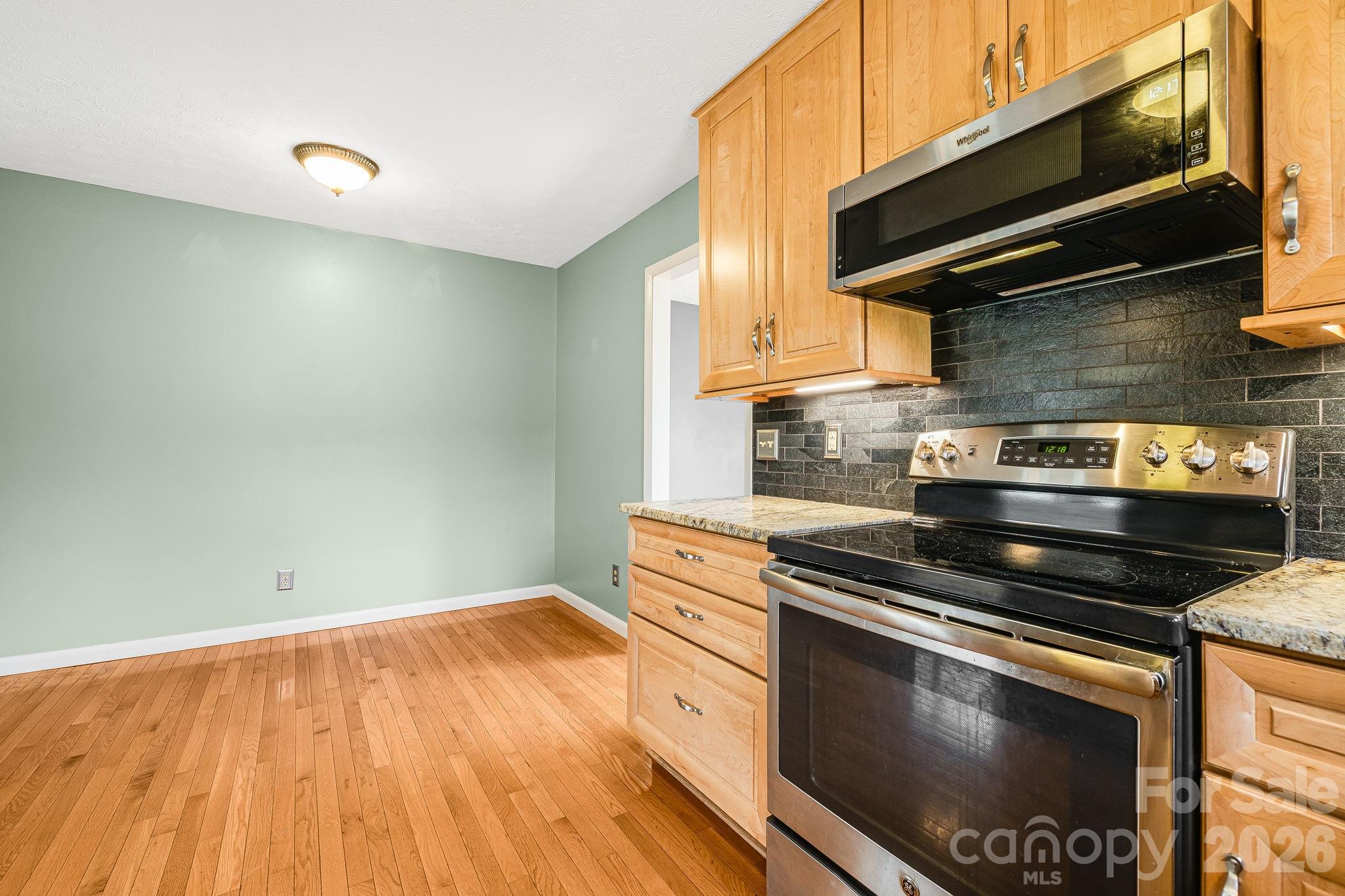 20 Ridge Cross Road Property Photo 12