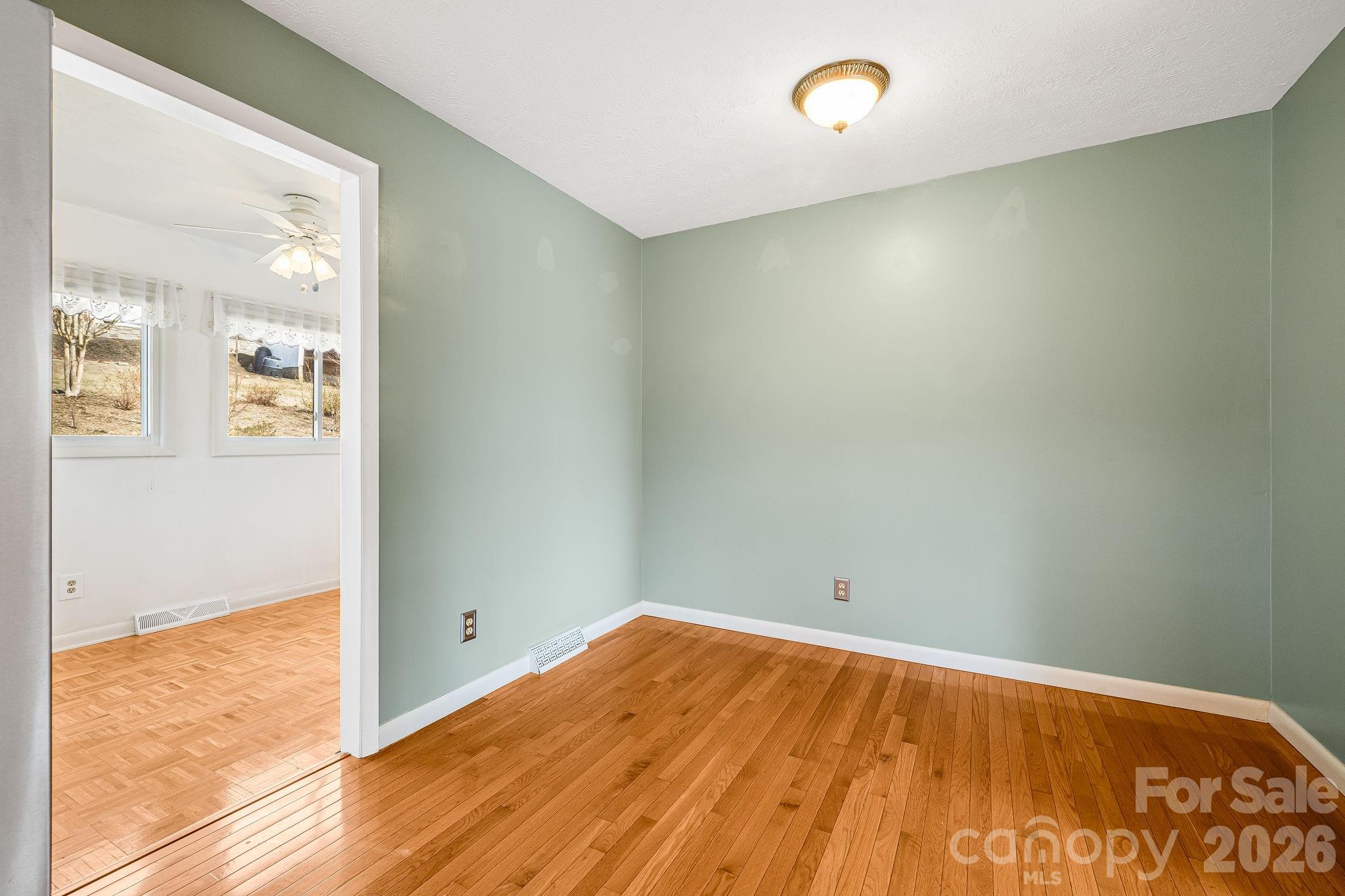 20 Ridge Cross Road Property Photo 14