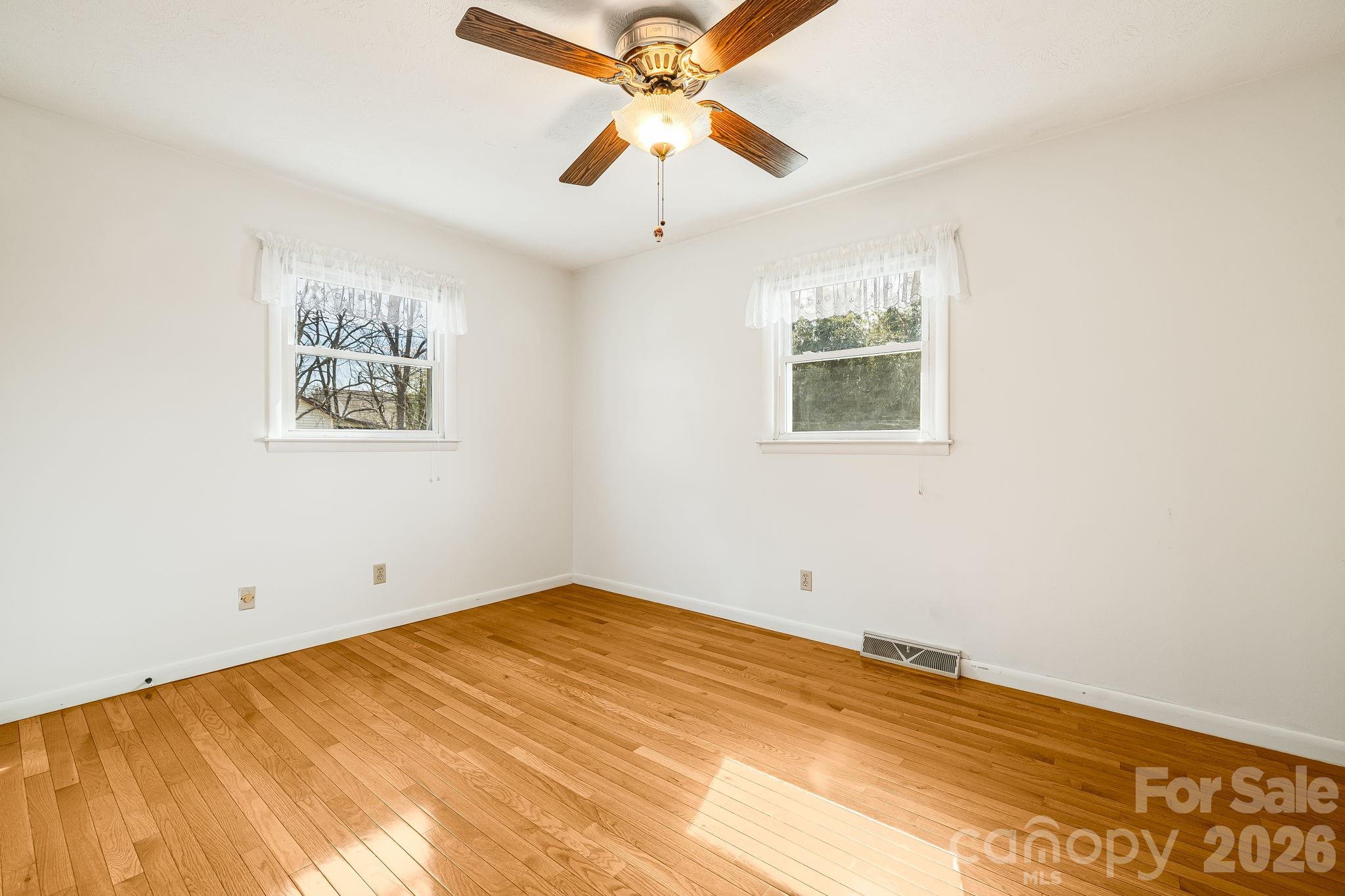 20 Ridge Cross Road Property Photo 17