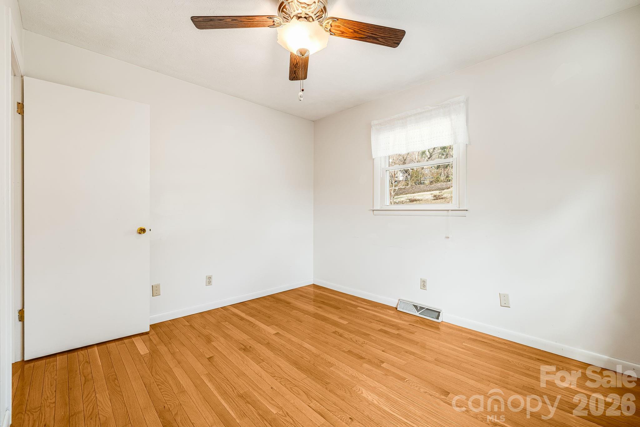 20 Ridge Cross Road Property Photo 21