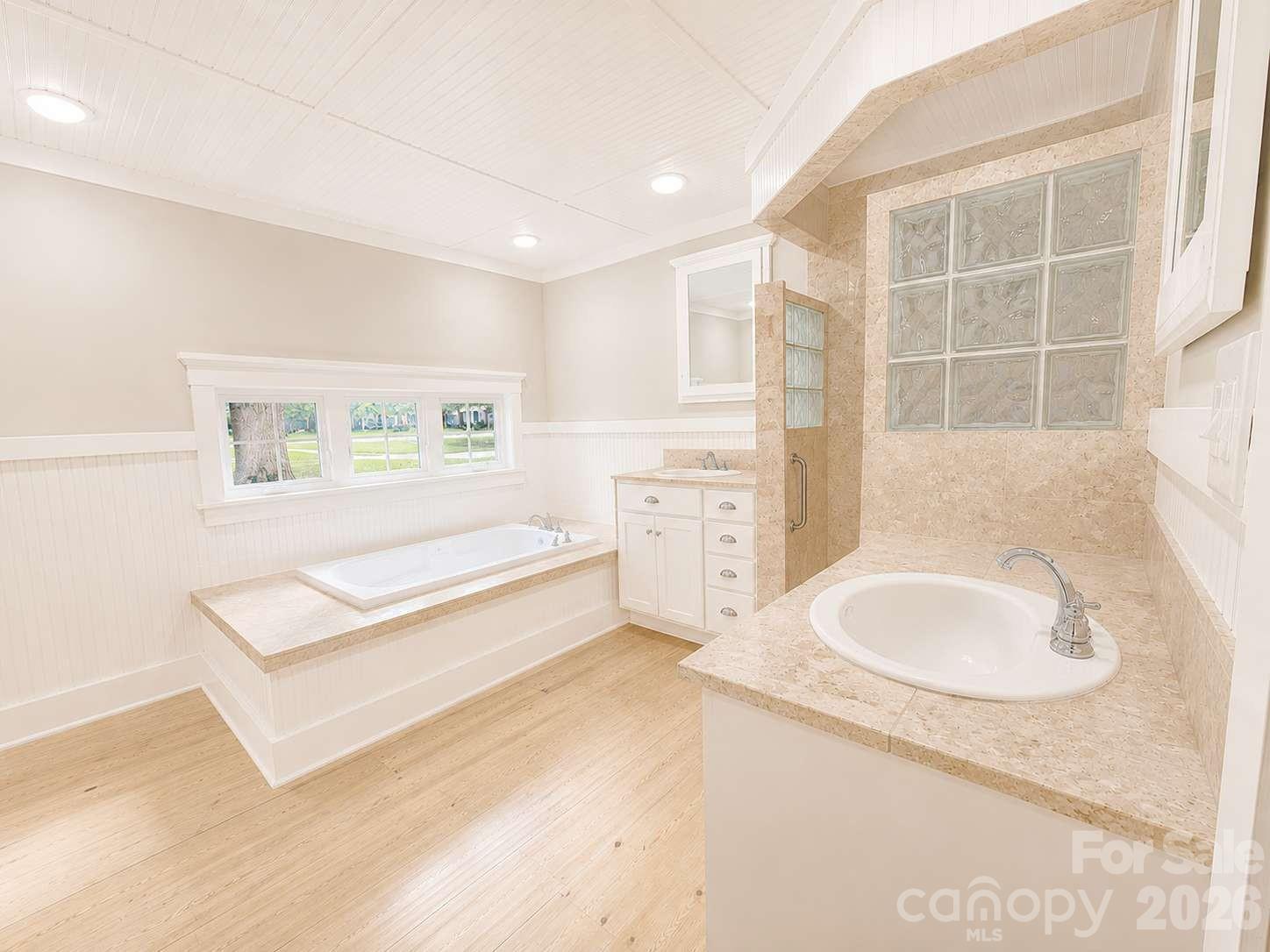 537 Stutts Road Property Photo 11
