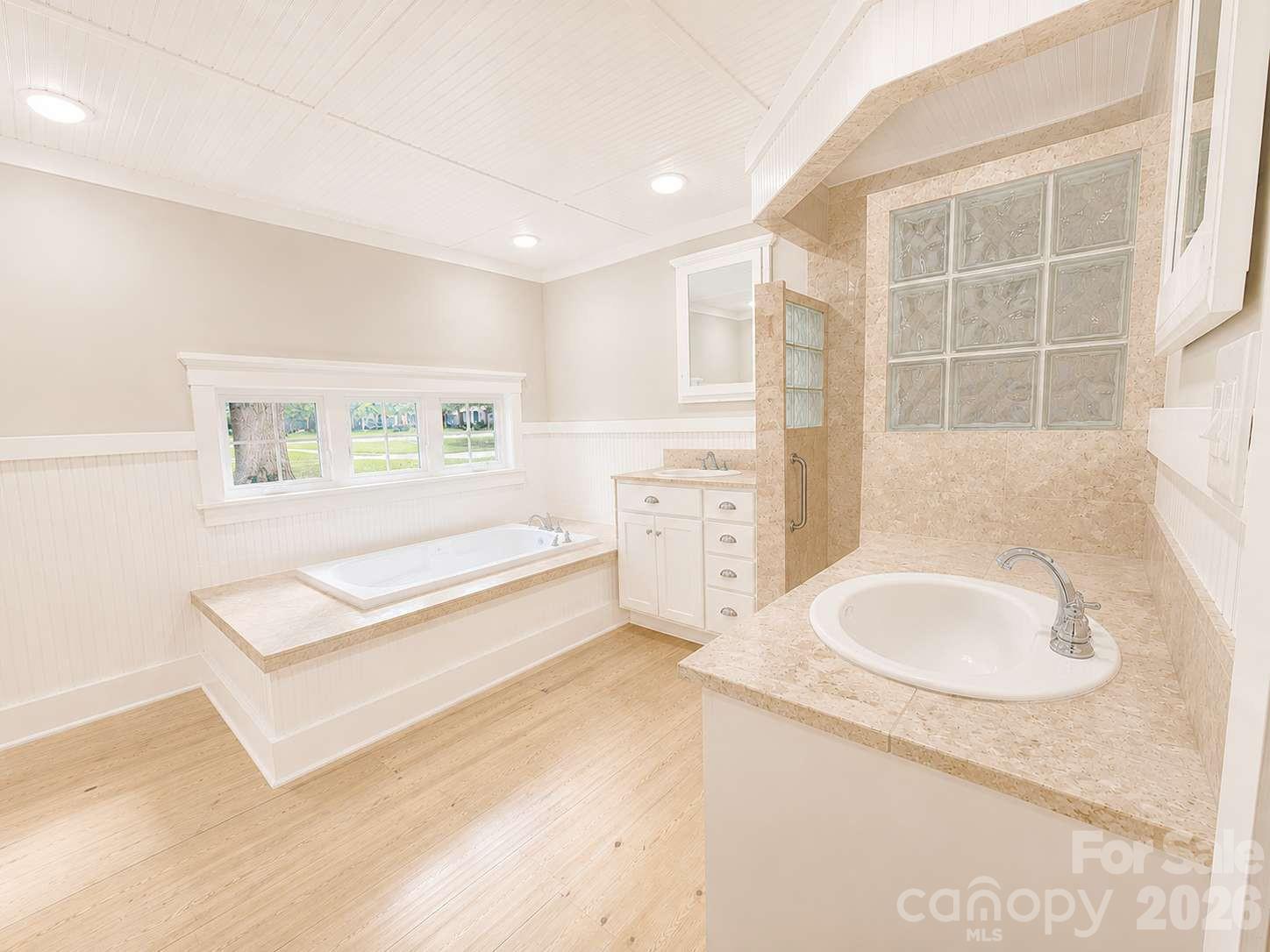 537 Stutts Road Property Photo 11