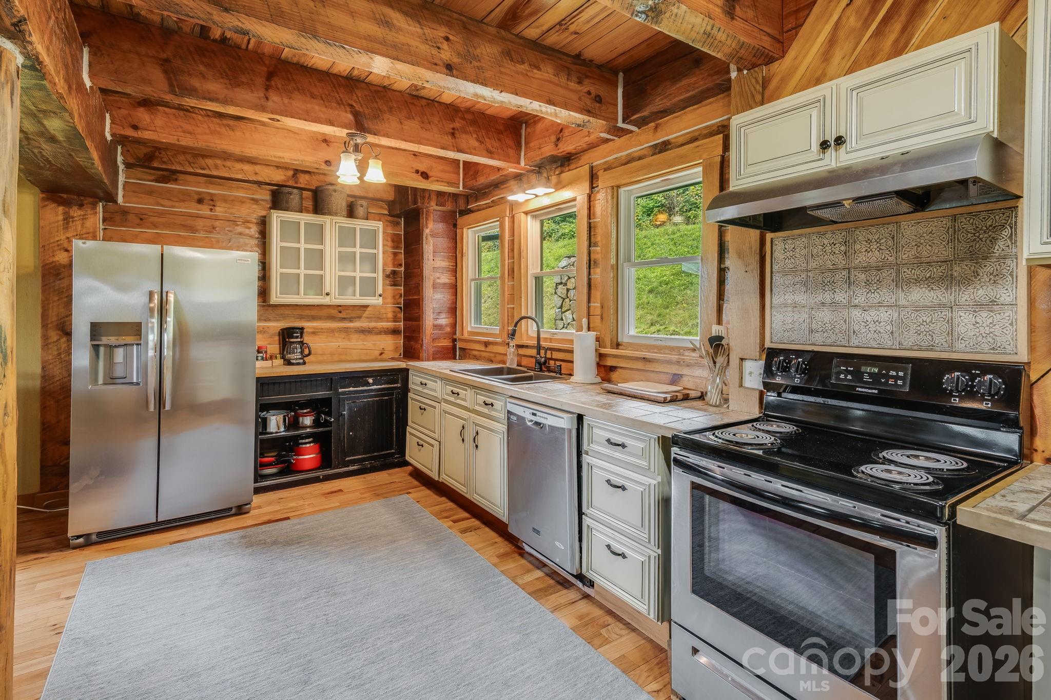 1185 Black Bear Drive Property Photo 18