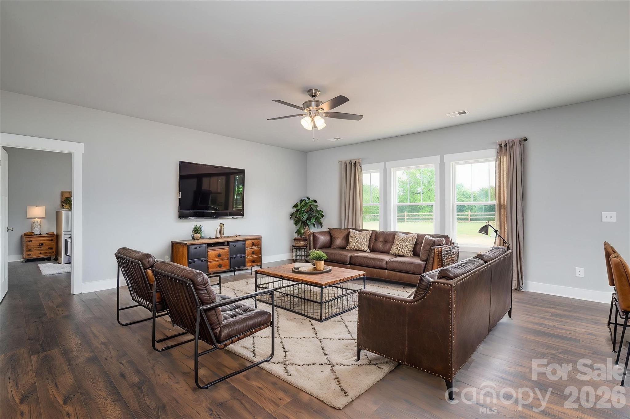 1349 Zeb Haynes Road Property Photo 2