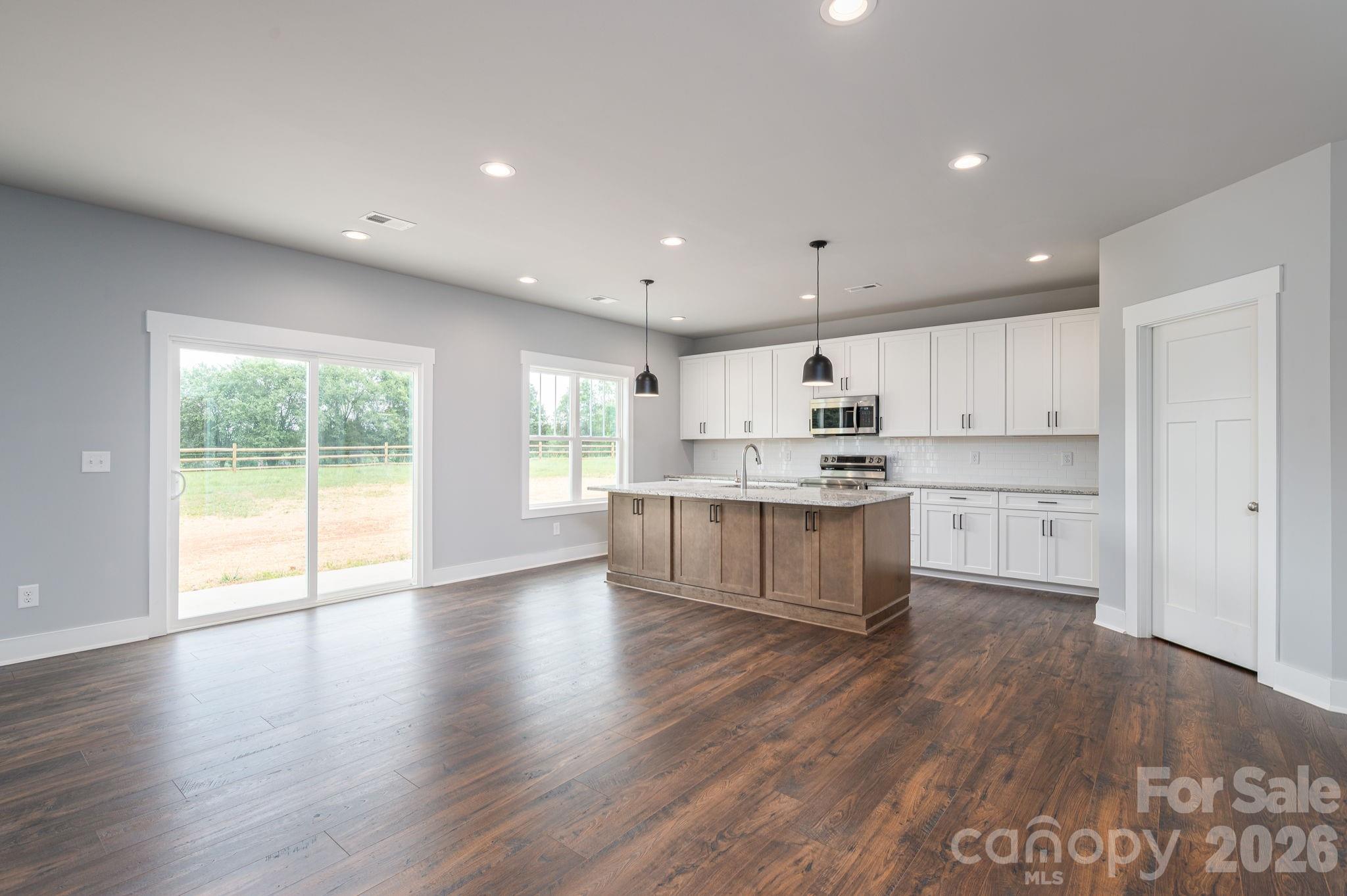 1349 Zeb Haynes Road Property Photo 7