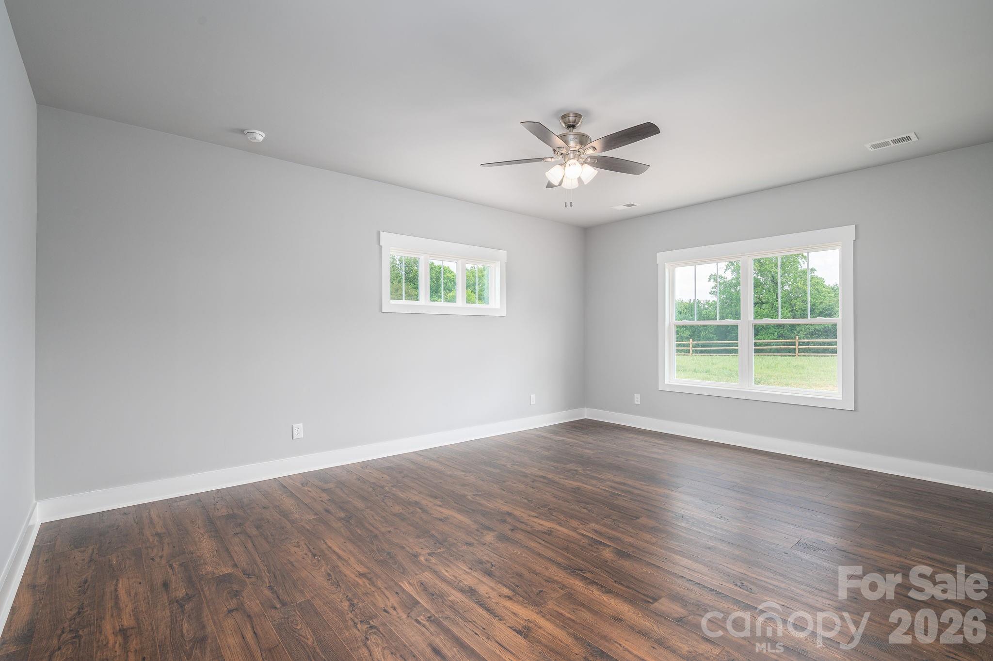 1349 Zeb Haynes Road Property Photo 13