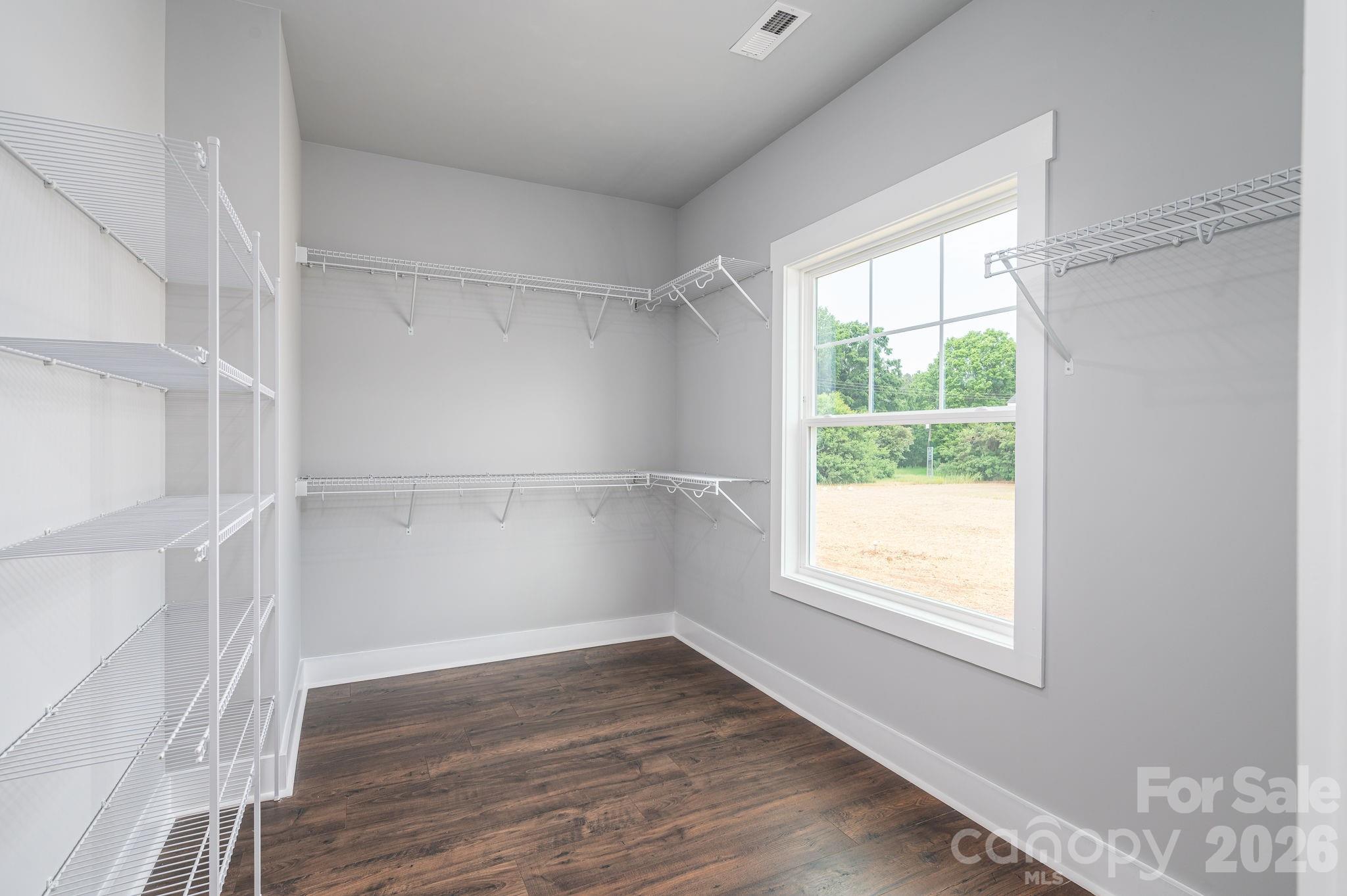 1349 Zeb Haynes Road Property Photo 15