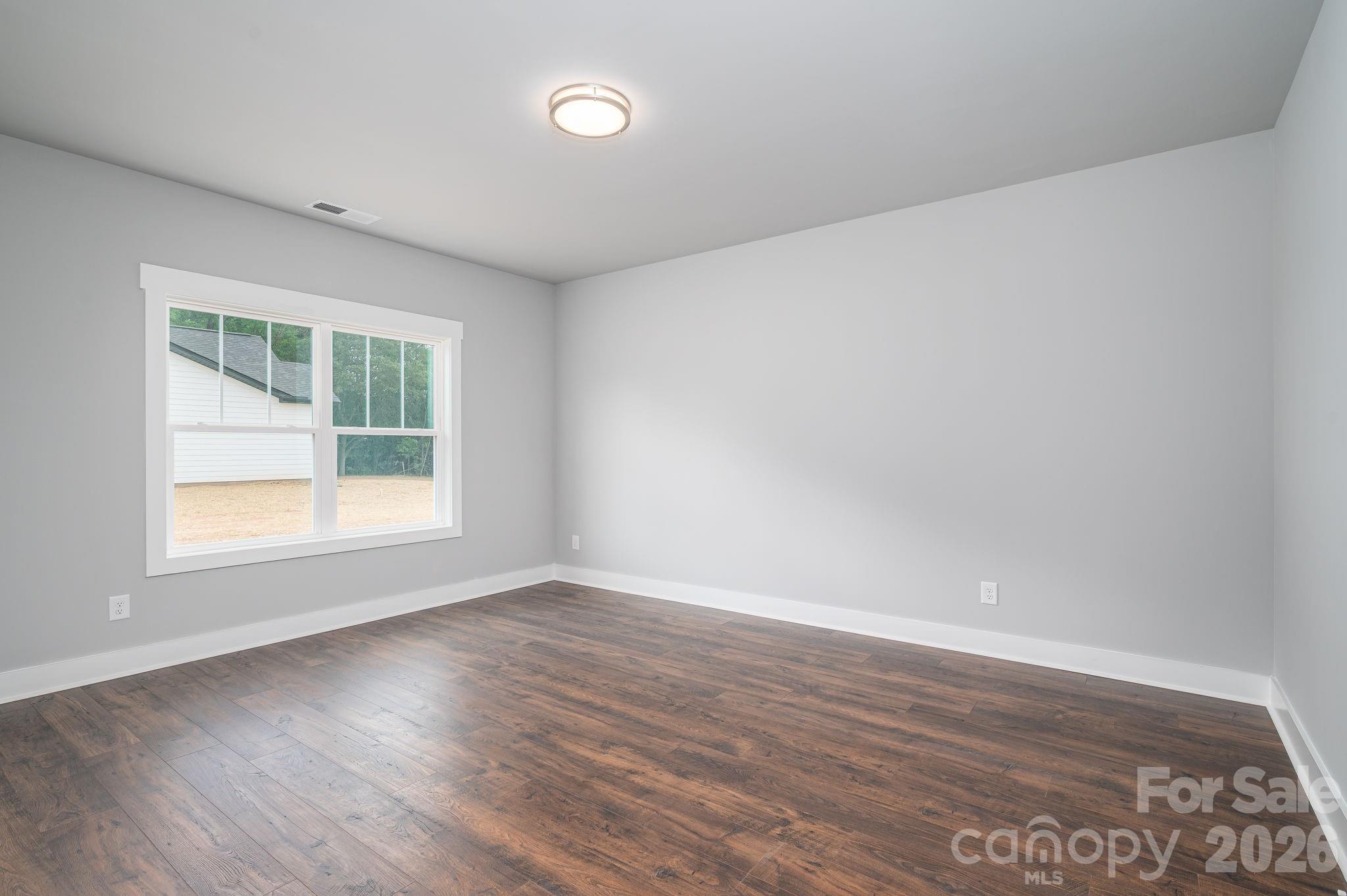 1349 Zeb Haynes Road Property Photo 19