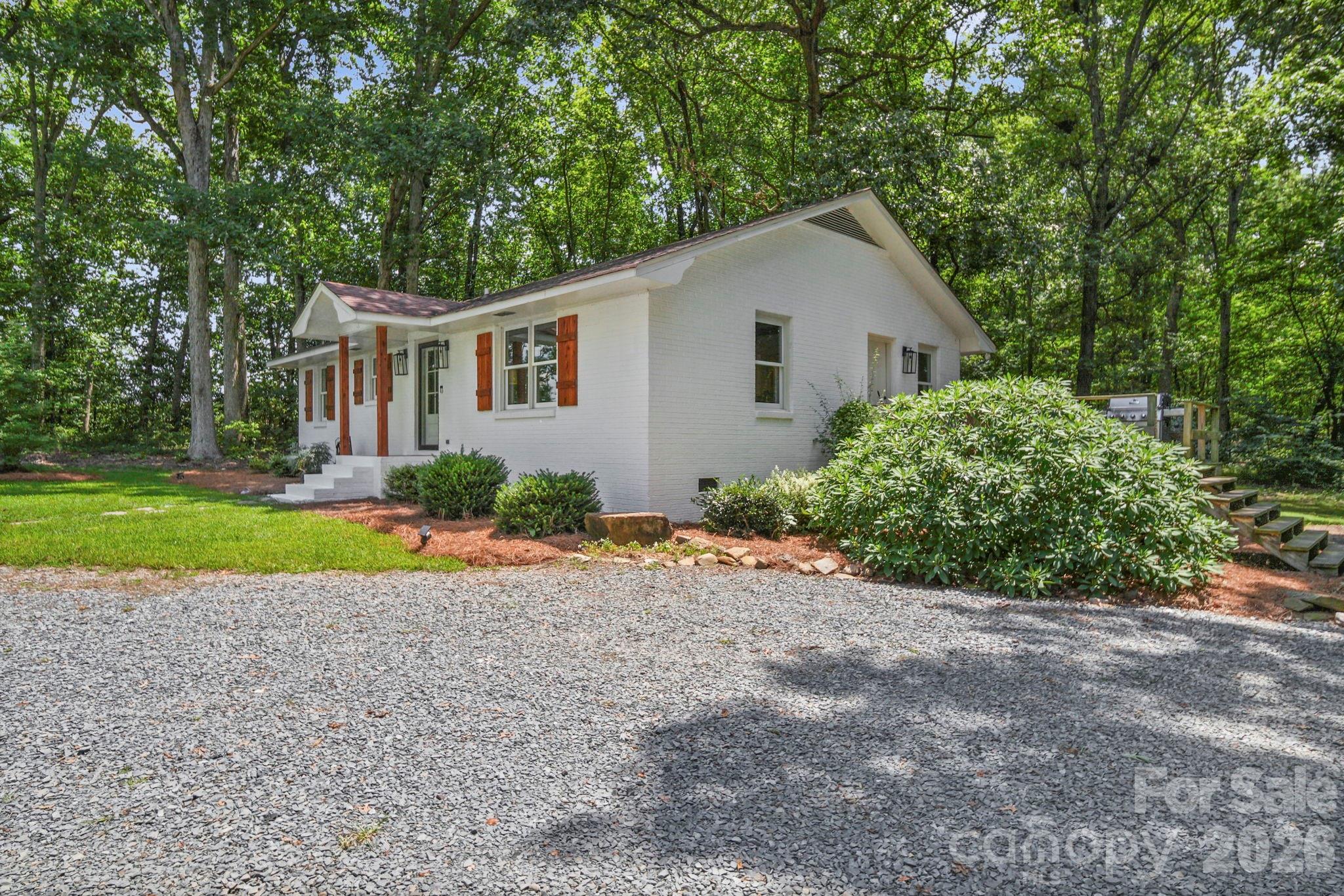 6214 New Salem Road Property Photo 6