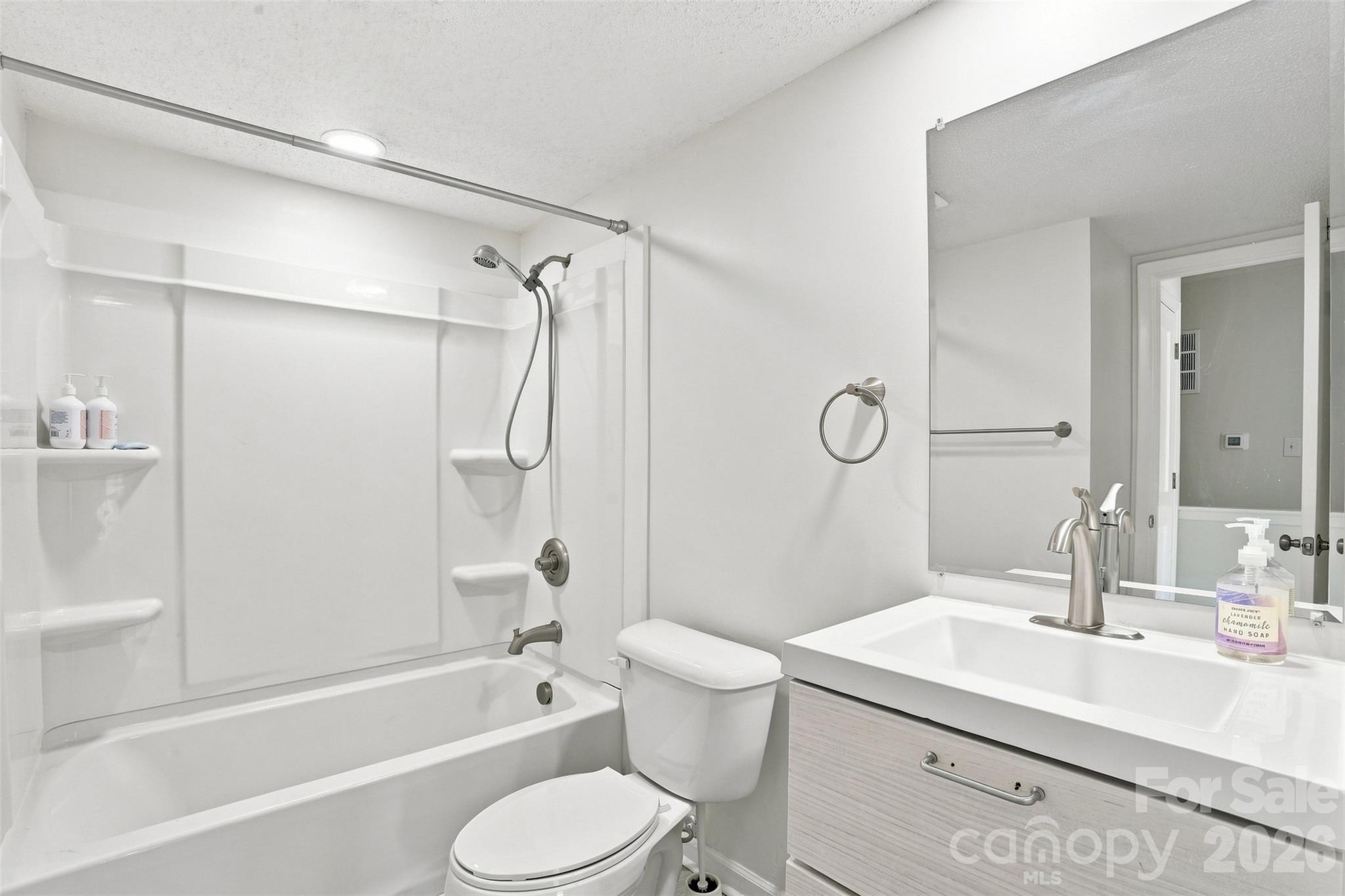 7403 Mystic Lane Property Photo 12