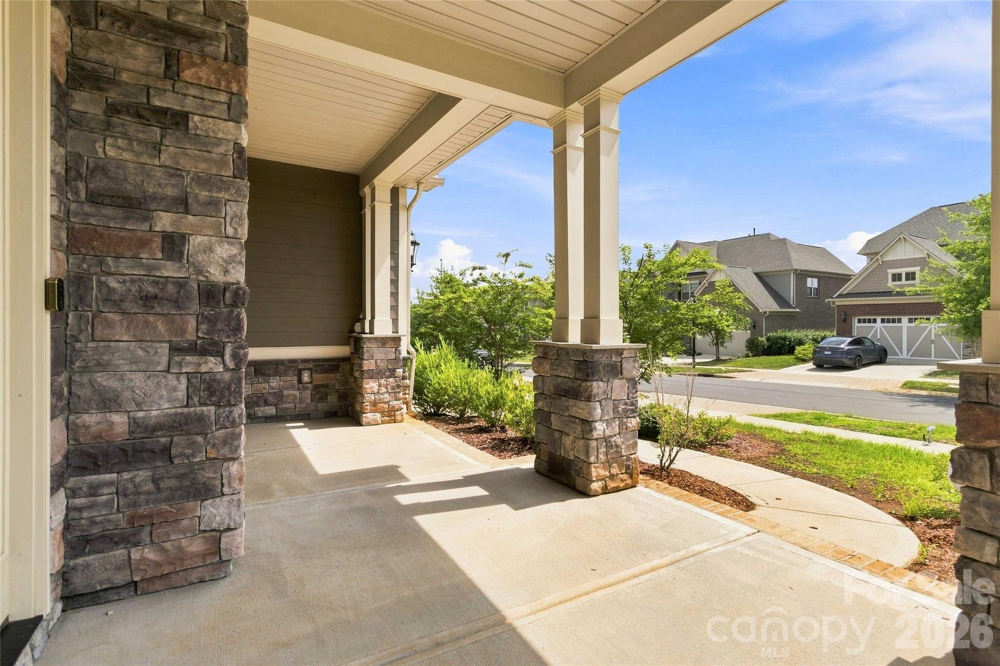 11422 Glanmire Drive Property Photo 7