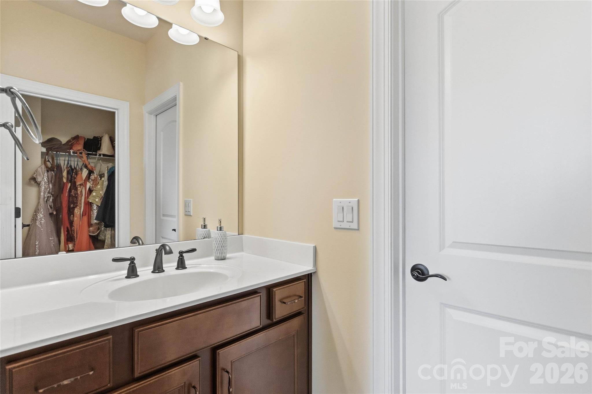11422 Glanmire Drive Property Photo 42