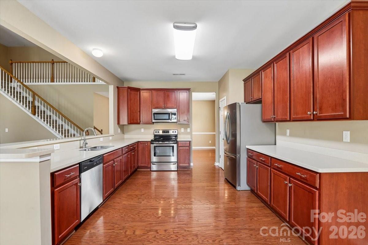 5307 Hackberry Lane Property Photo 12