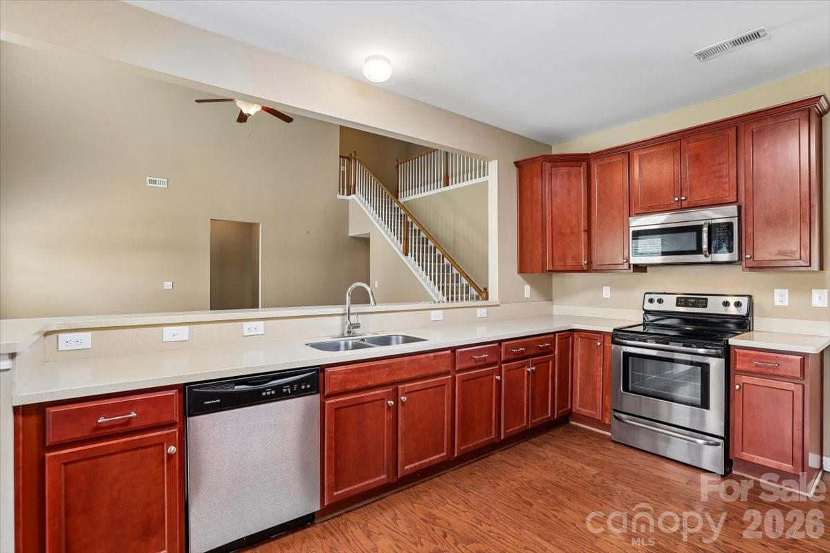 5307 Hackberry Lane Property Photo 13