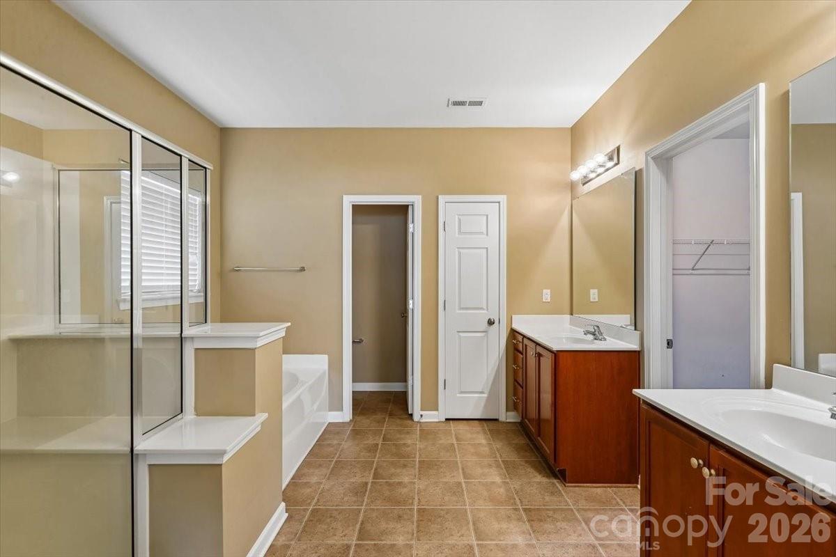 5307 Hackberry Lane Property Photo 22
