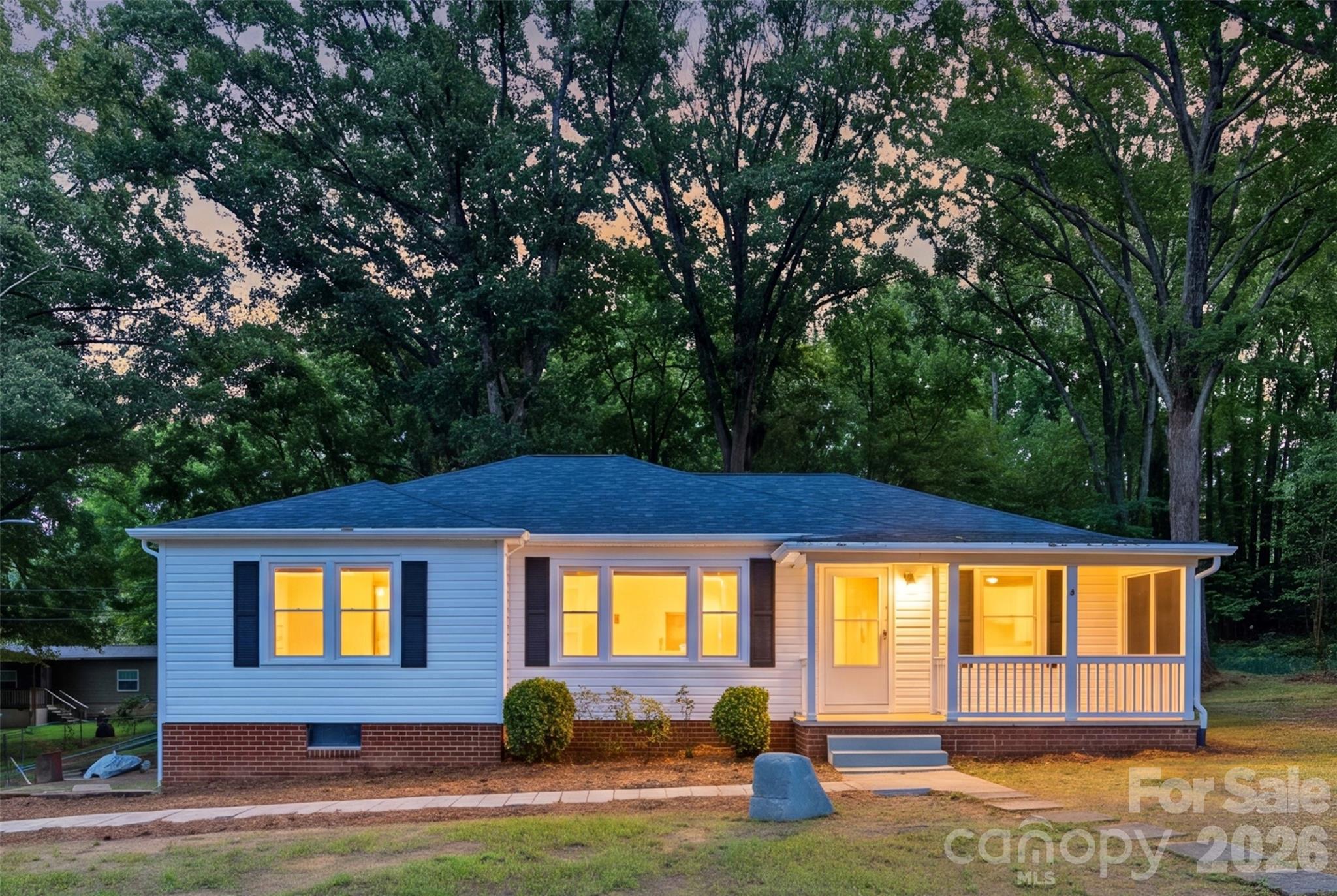 102 White Avenue Property Photo 1