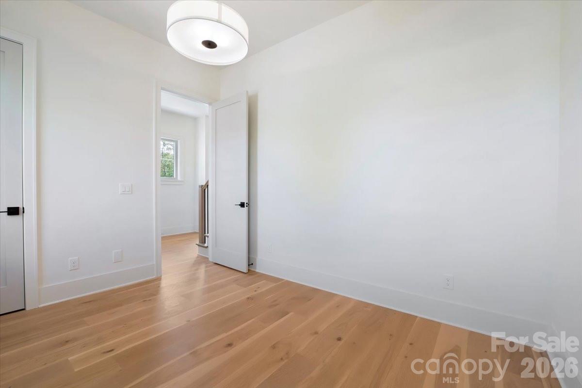 428 Dover Avenue Property Photo 7