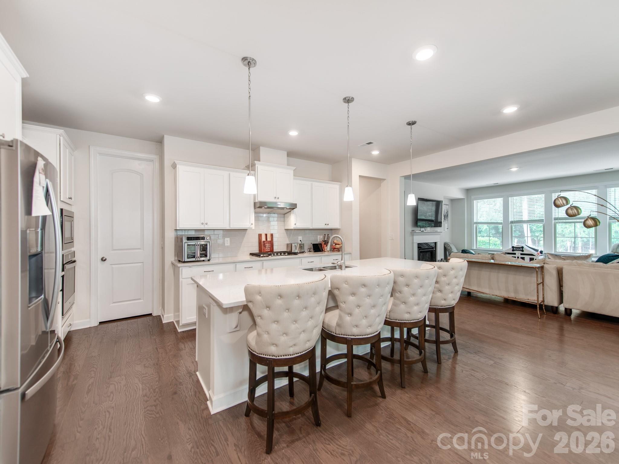 8022 Cornhill Avenue Property Photo 6