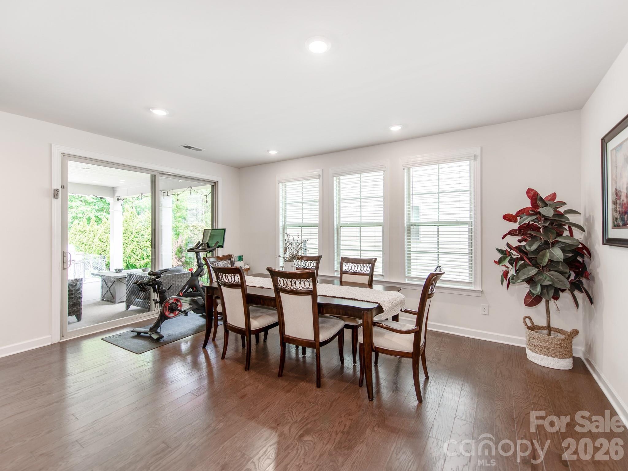 8022 Cornhill Avenue Property Photo 10