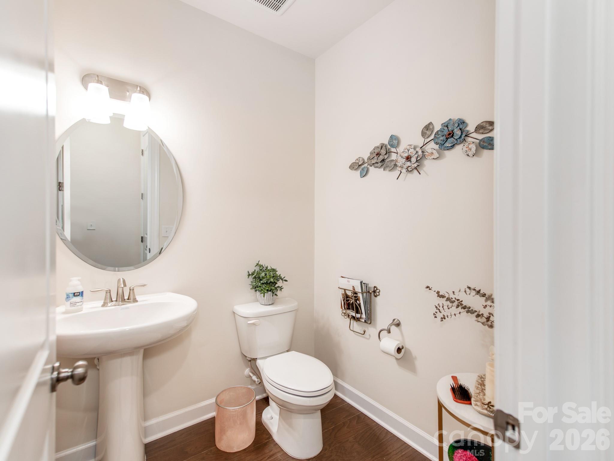 8022 Cornhill Avenue Property Photo 15