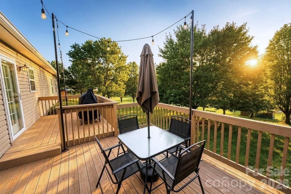 5189 Canary Court Property Photo 20