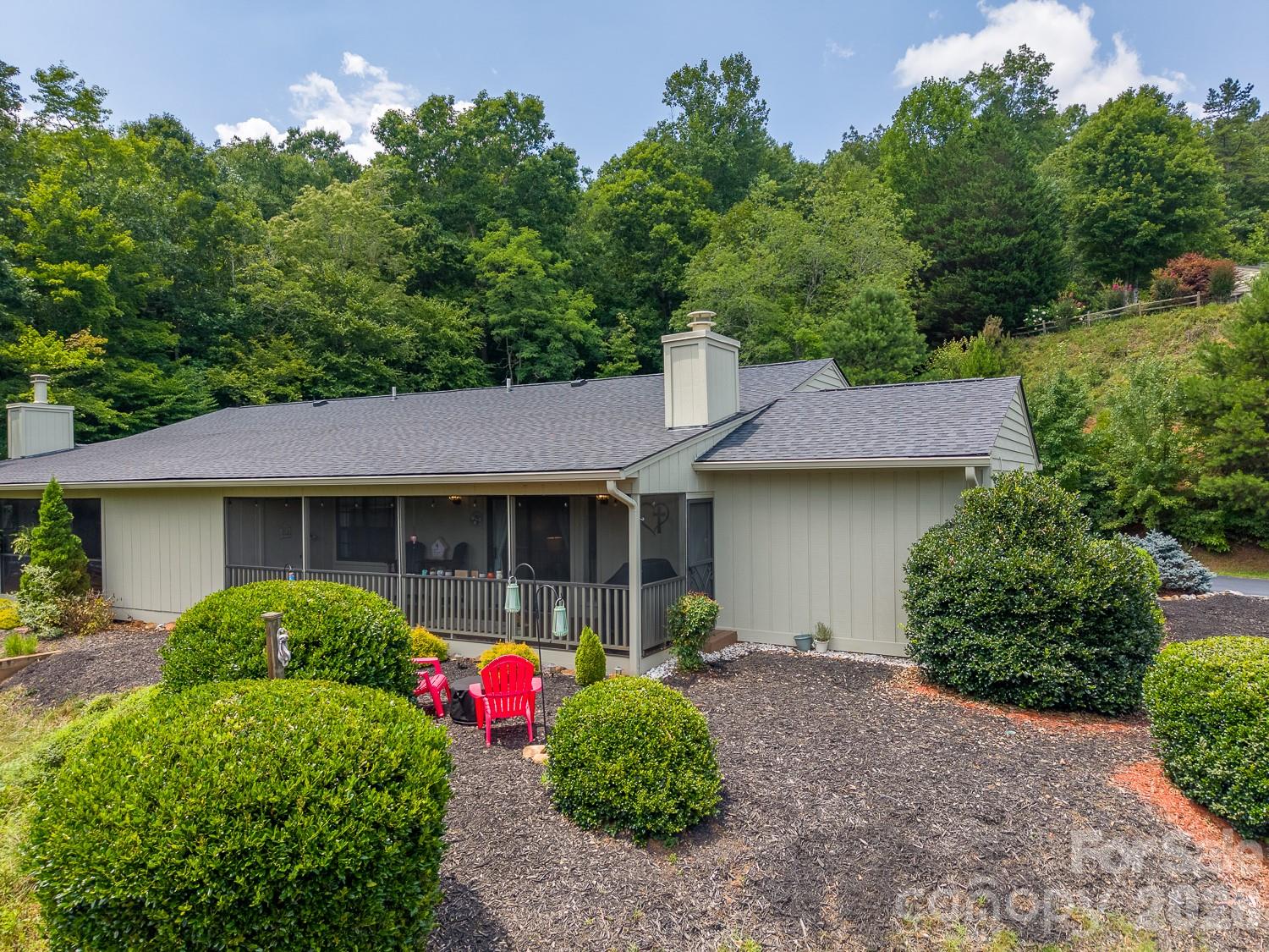 16a Willow View Drive Property Photo 3