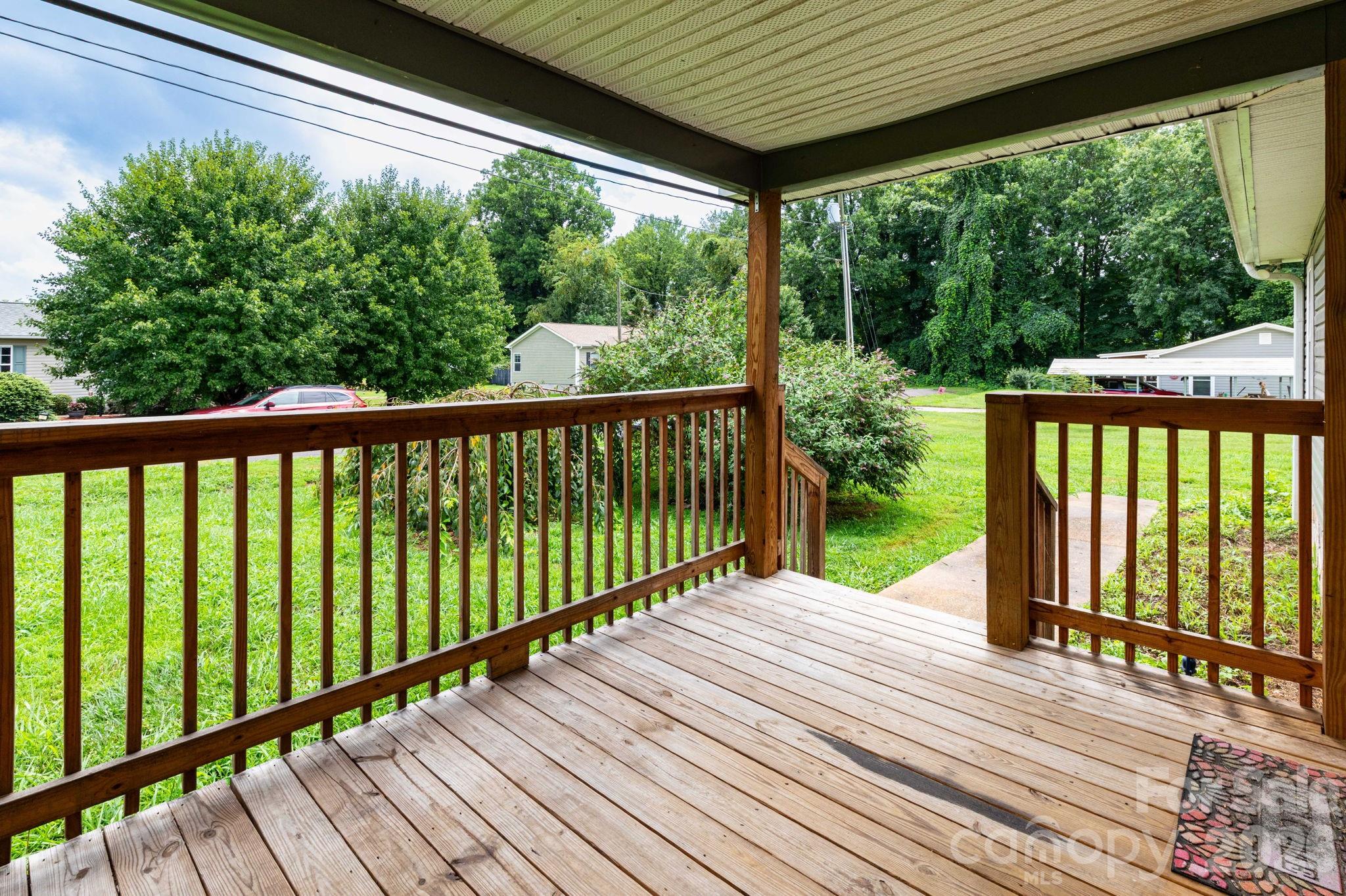 40 Eddie Drive Property Photo 4
