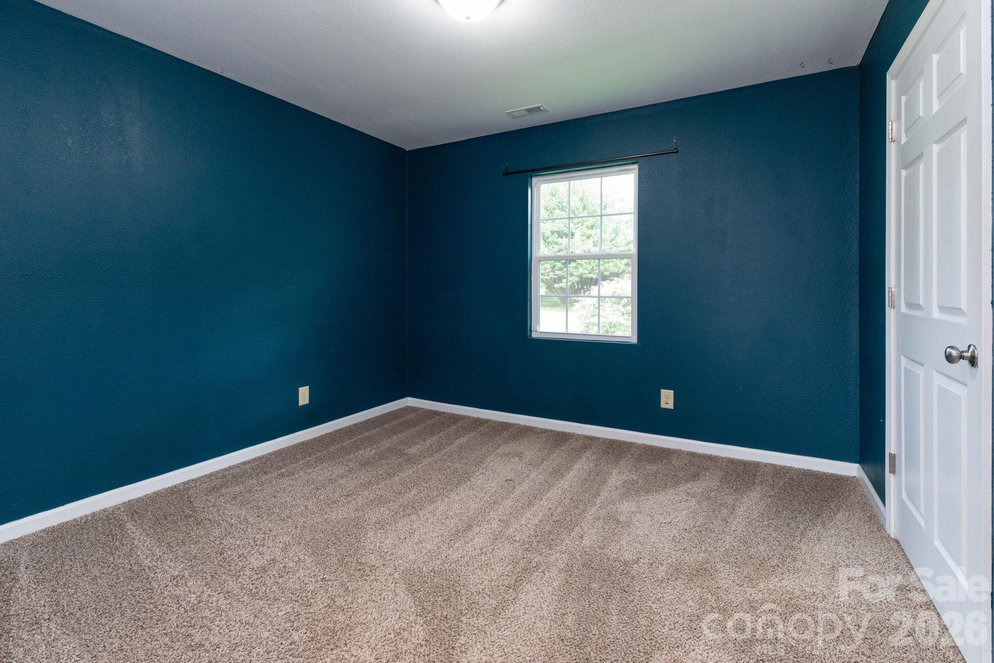 40 Eddie Drive Property Photo 12