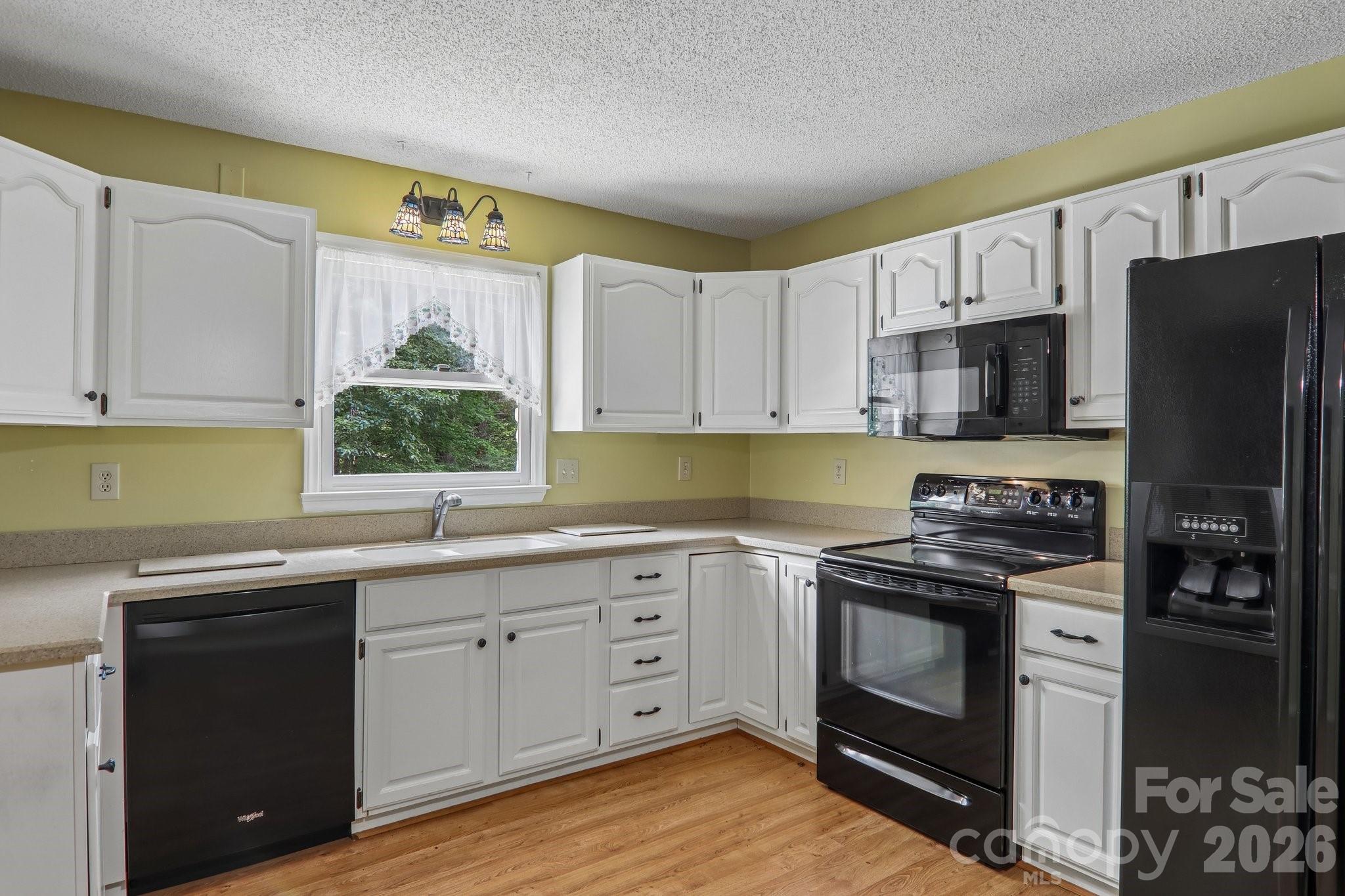 40 Sagebrush Circle Property Photo 16