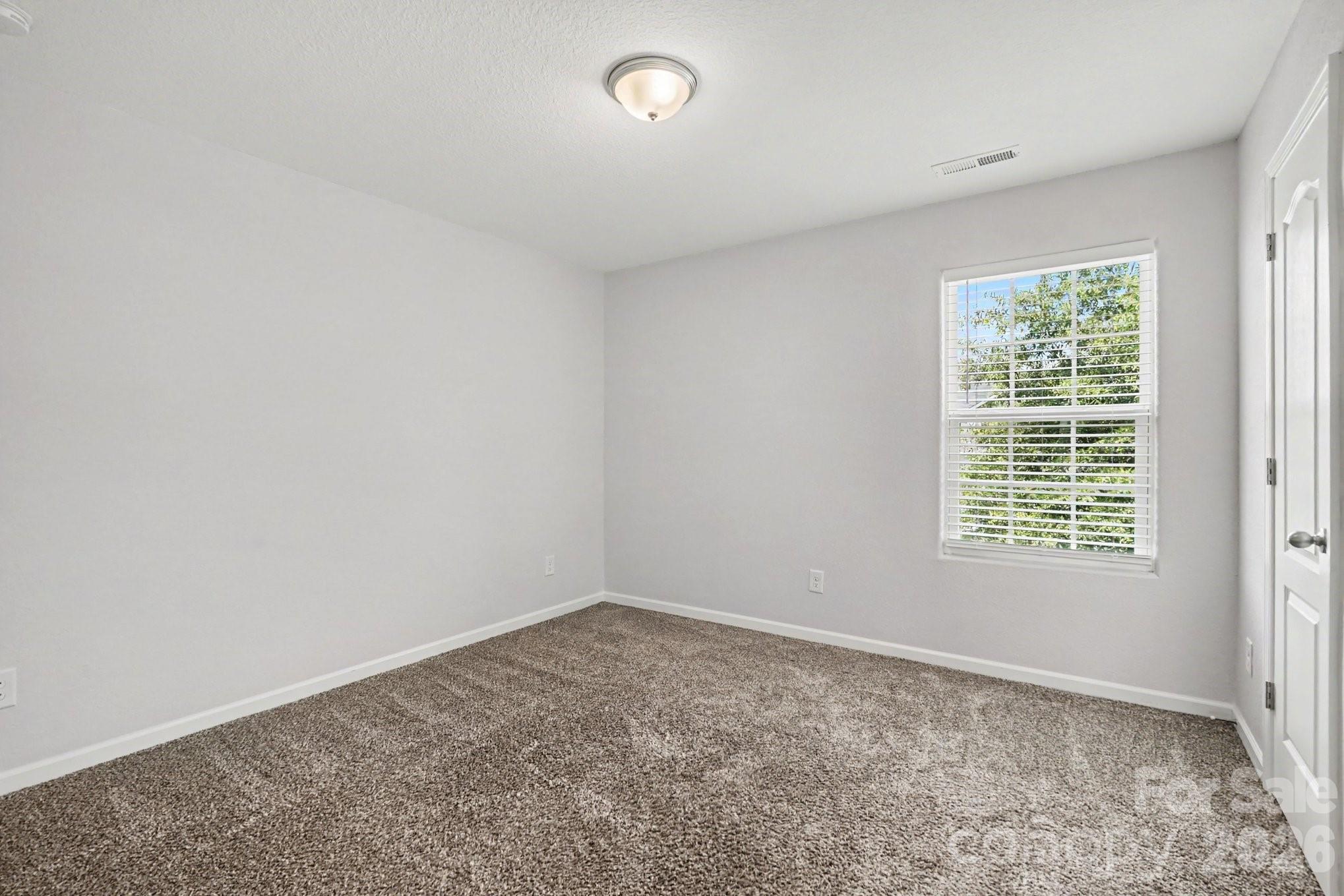 3915 Rosfield Drive Property Photo 7