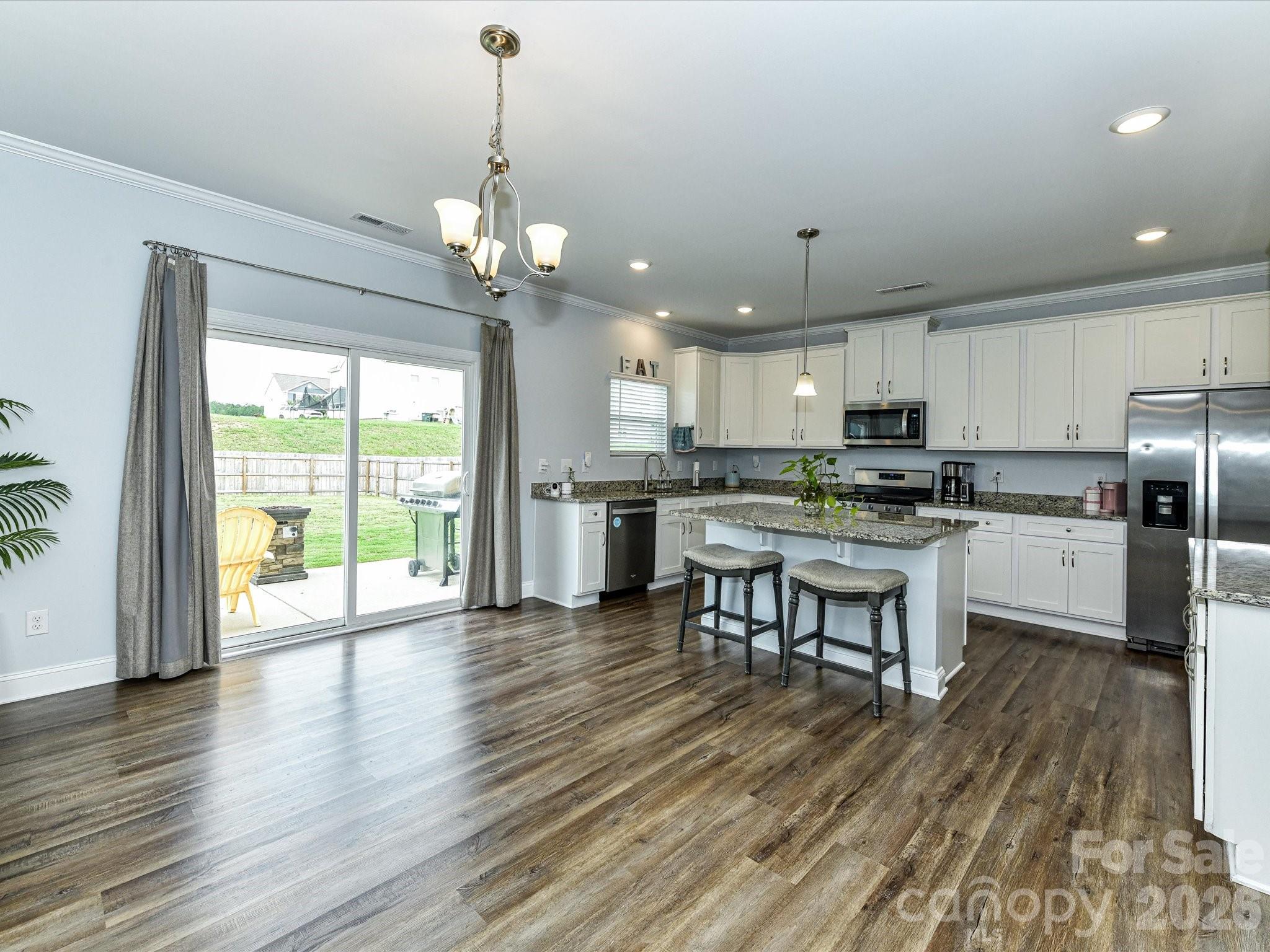 4129 Allenby Place Property Photo 9
