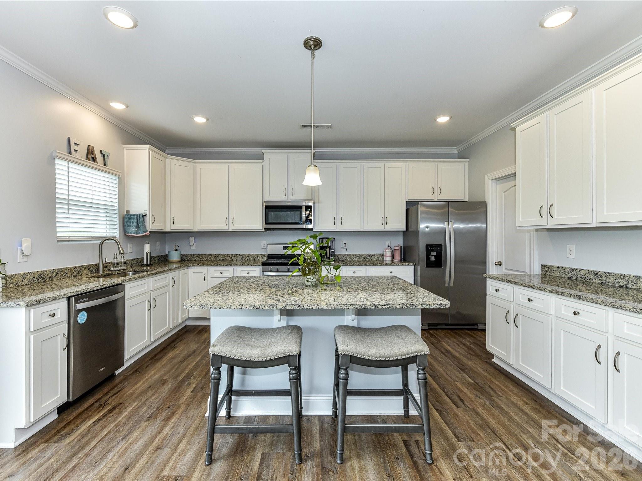 4129 Allenby Place Property Photo 12