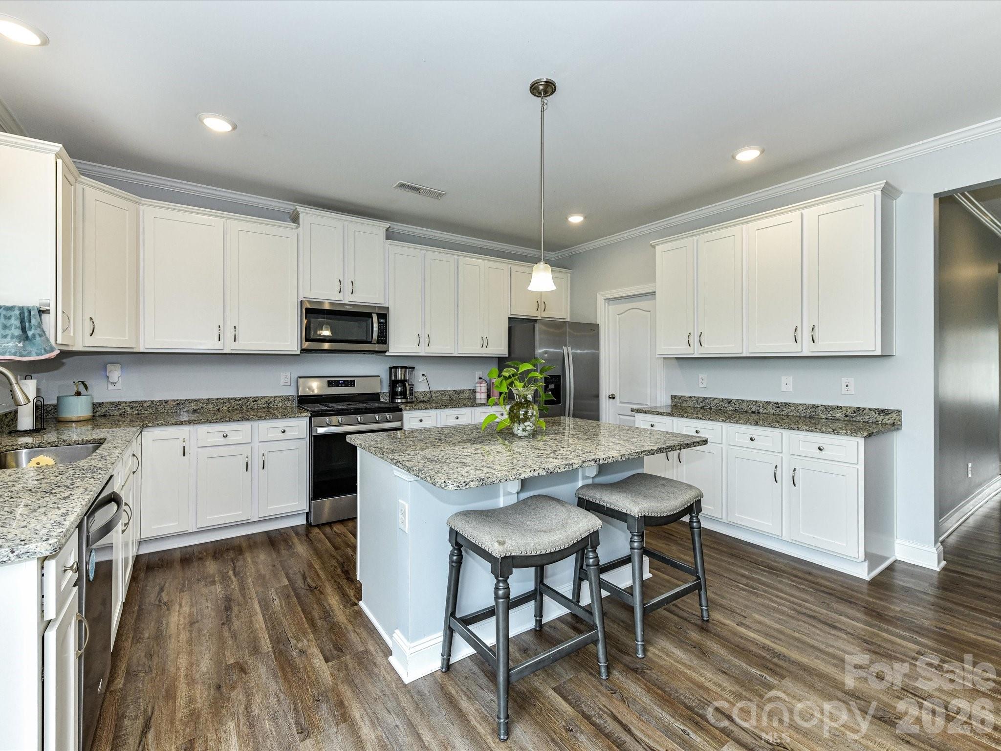 4129 Allenby Place Property Photo 14