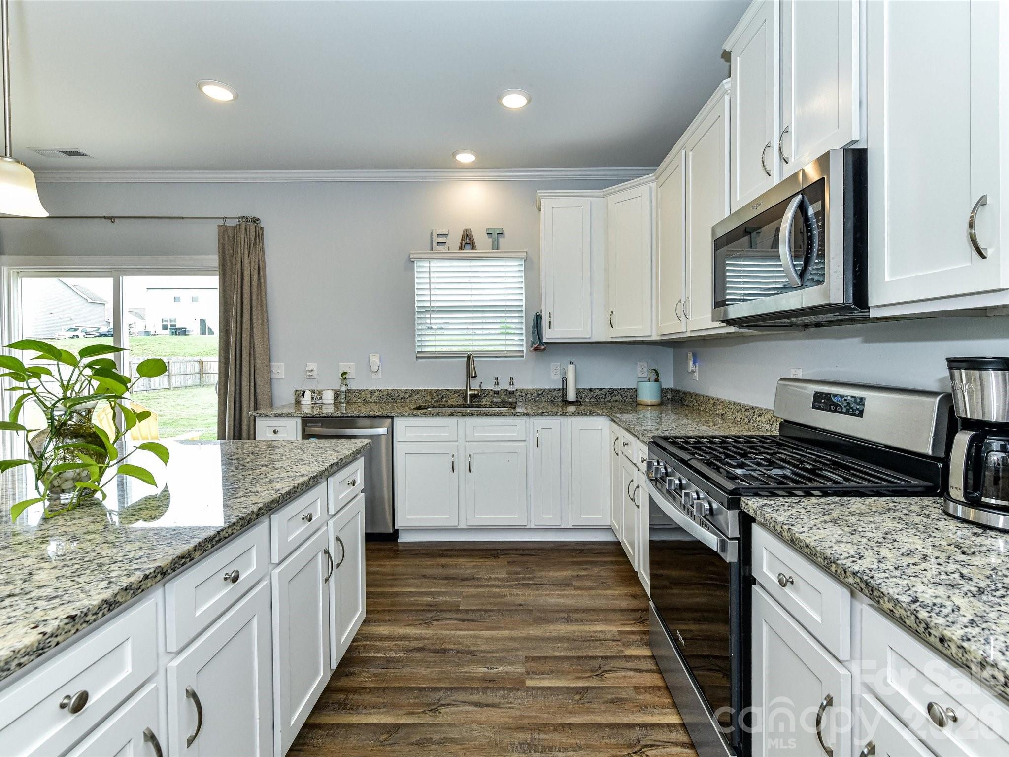 4129 Allenby Place Property Photo 16