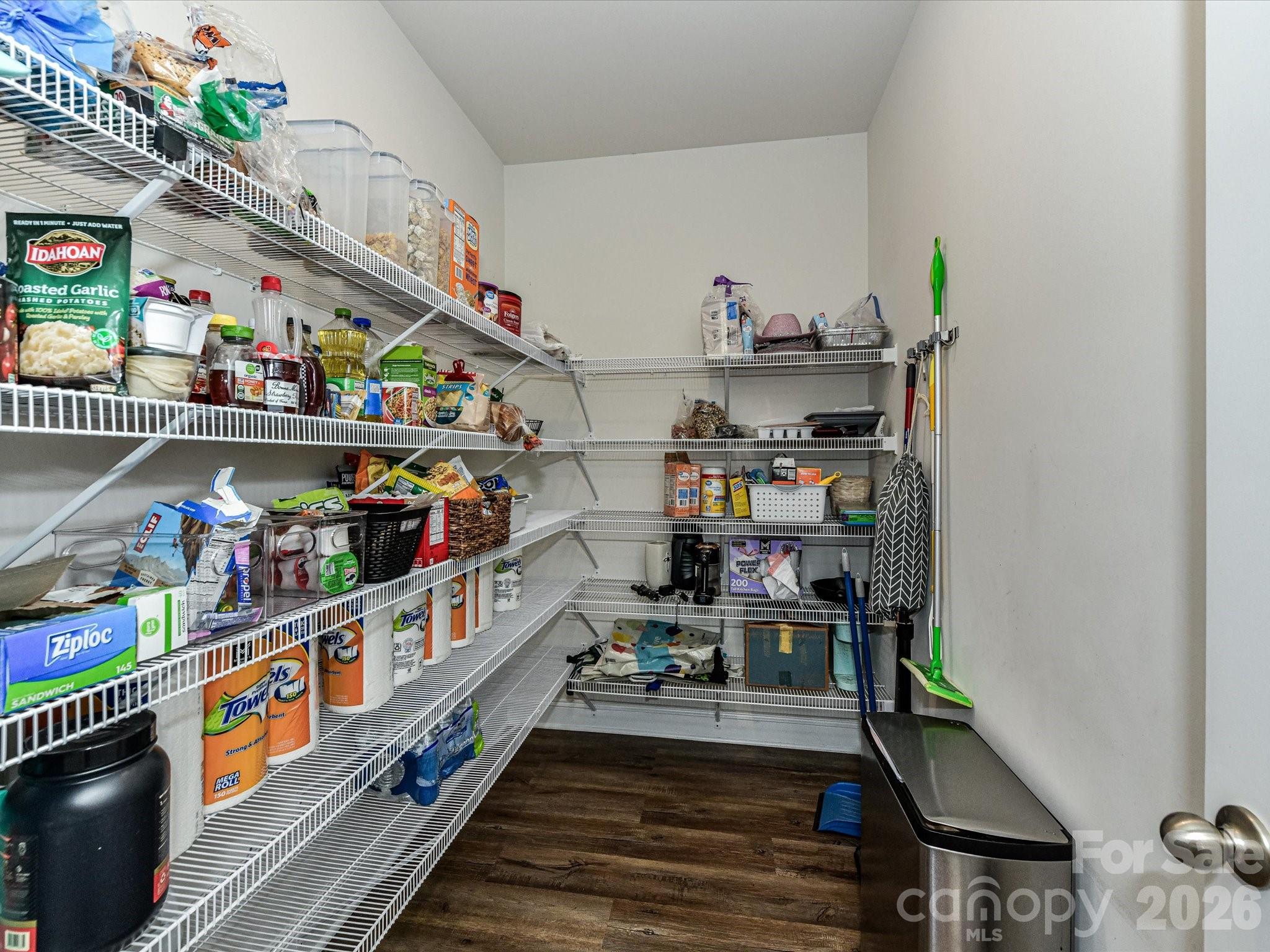 4129 Allenby Place Property Photo 17