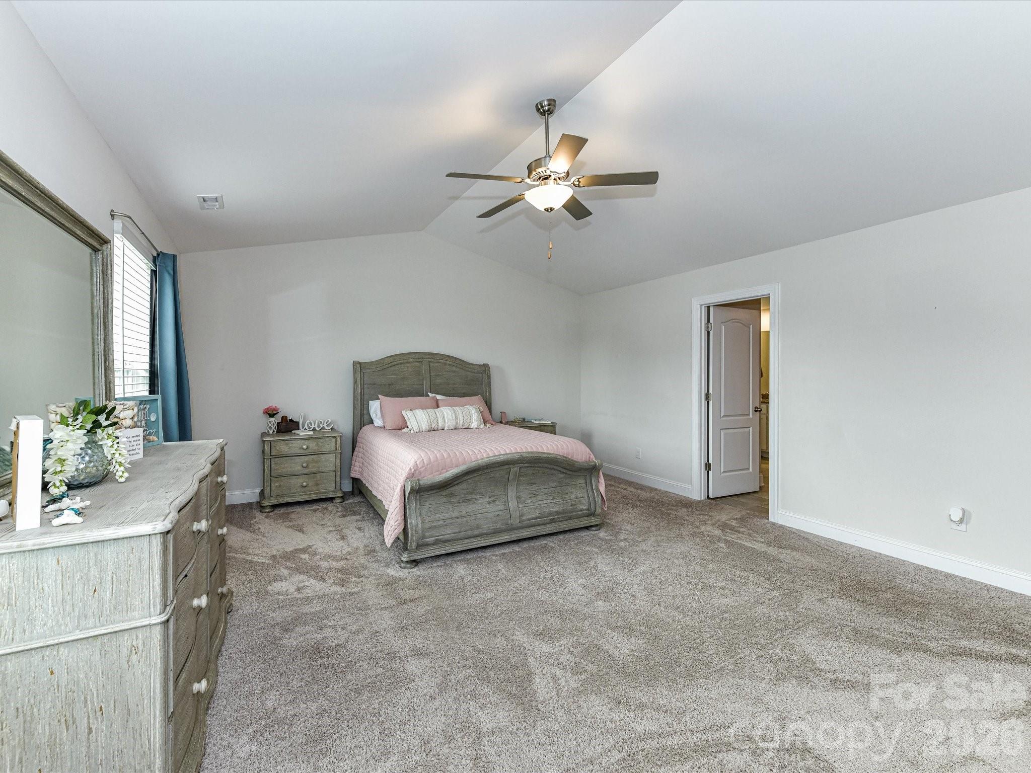 4129 Allenby Place Property Photo 27