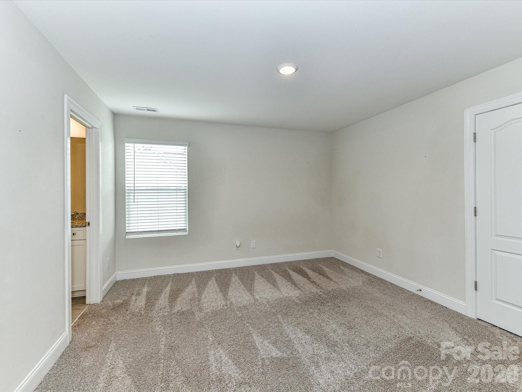 4129 Allenby Place Property Photo 32