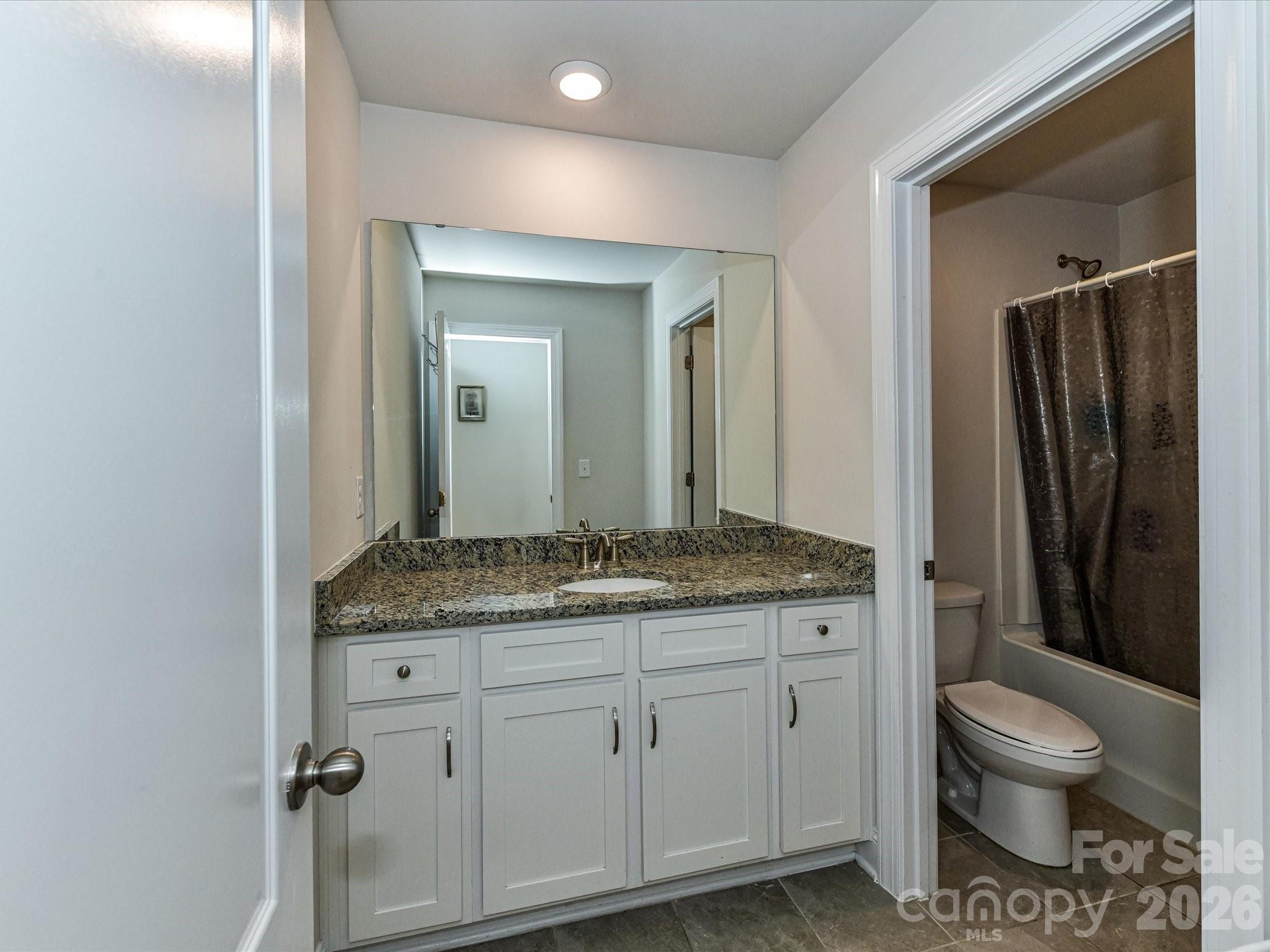 4129 Allenby Place Property Photo 37
