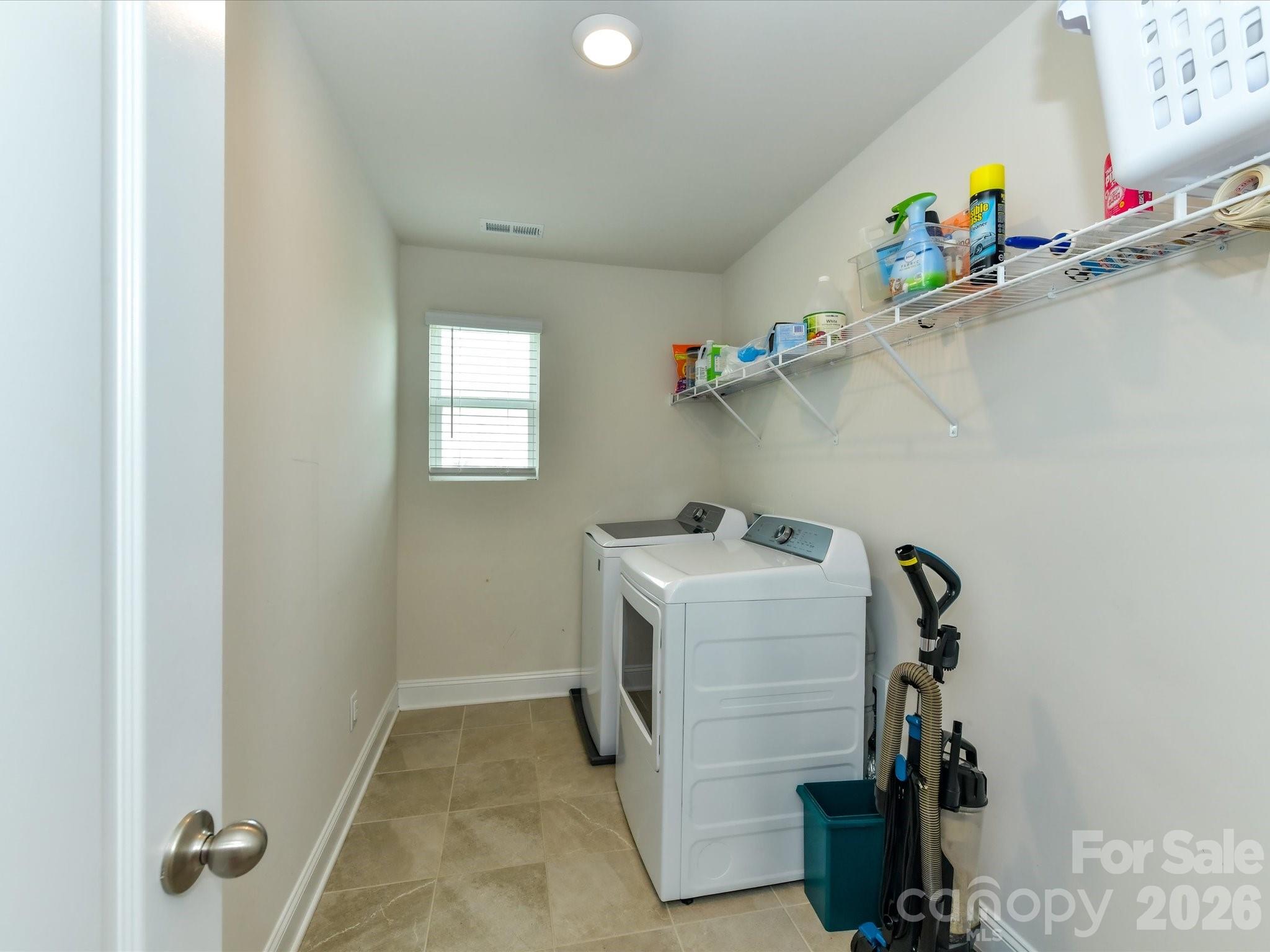 4129 Allenby Place Property Photo 39