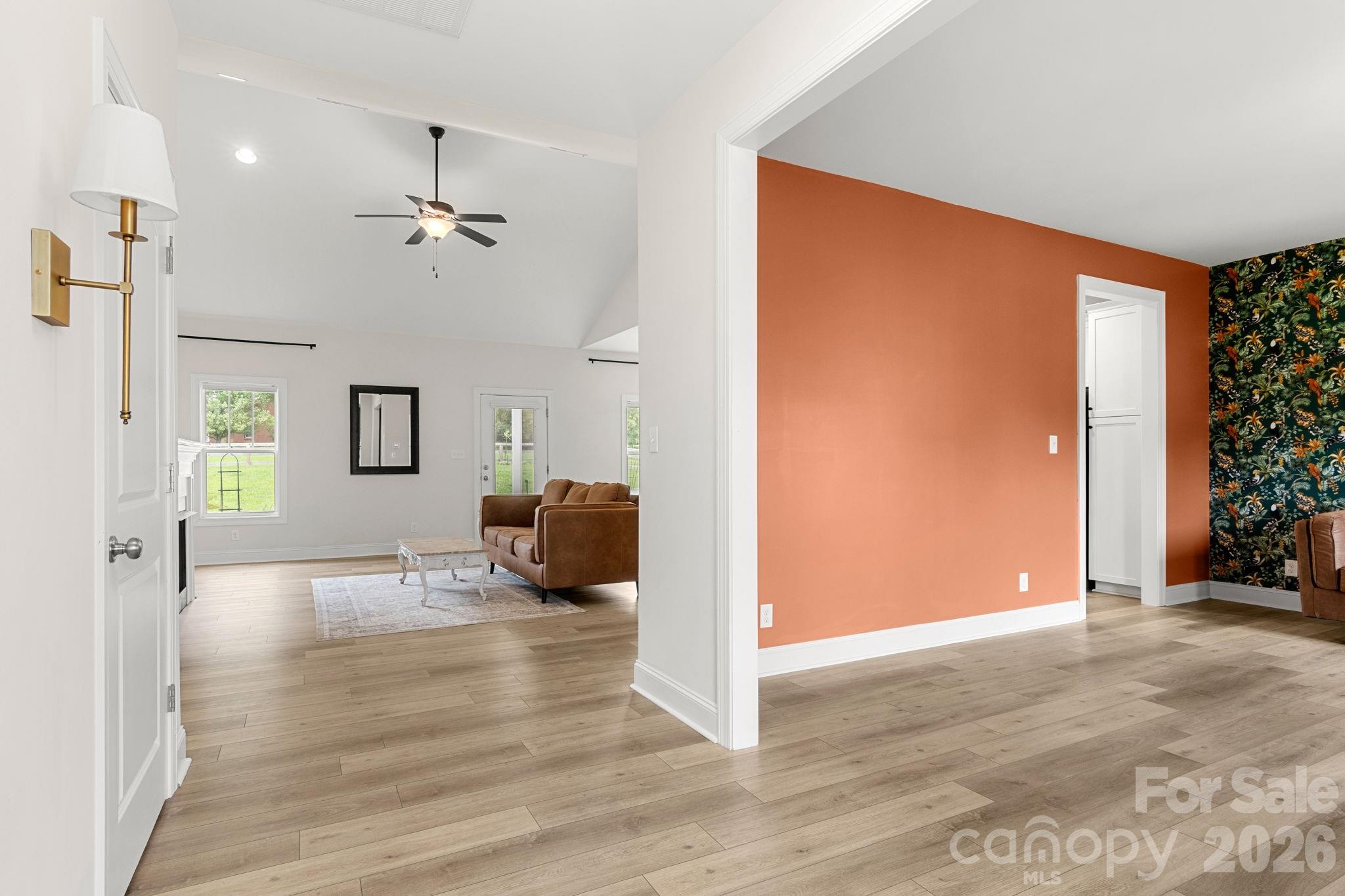290 Dorothy Drive Property Photo 8