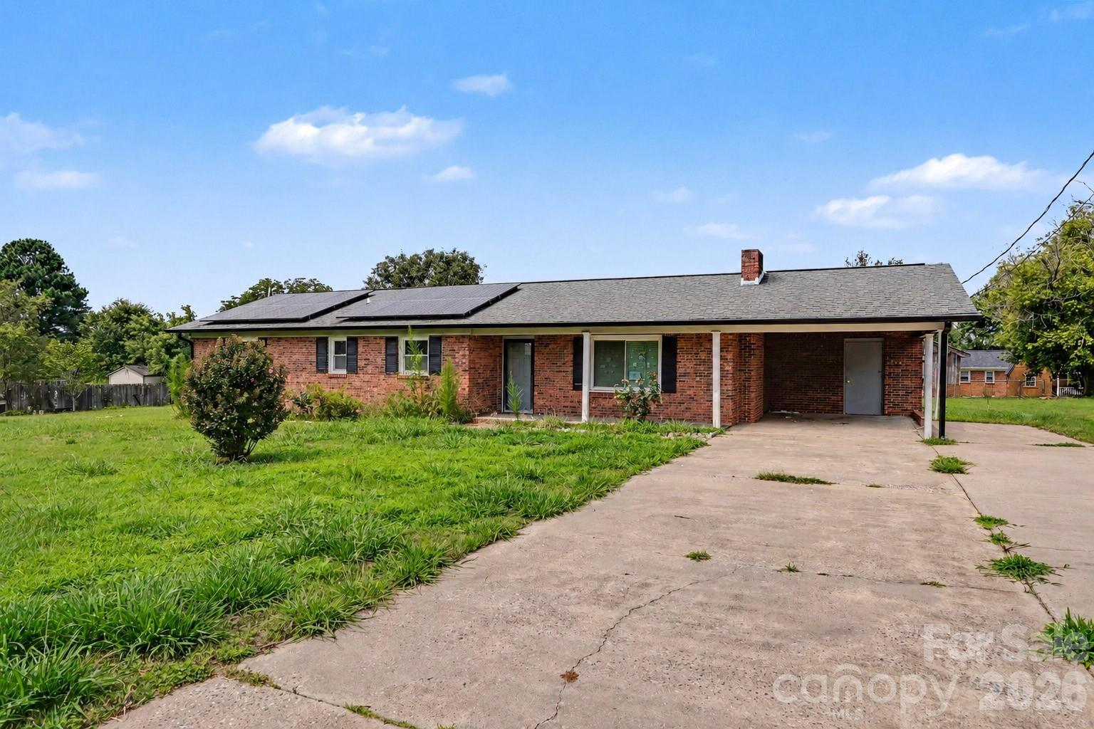 406 Greyfield Drive Property Photo 1
