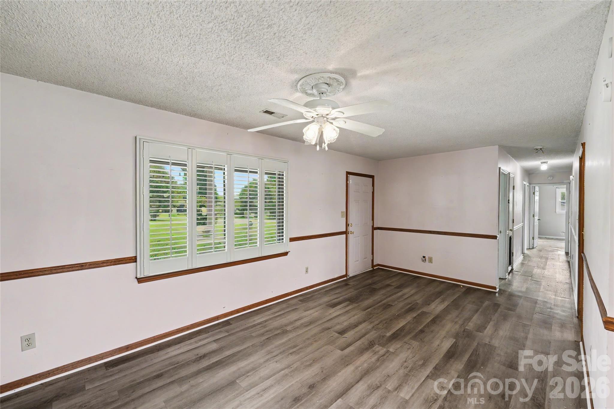 406 Greyfield Drive Property Photo 16