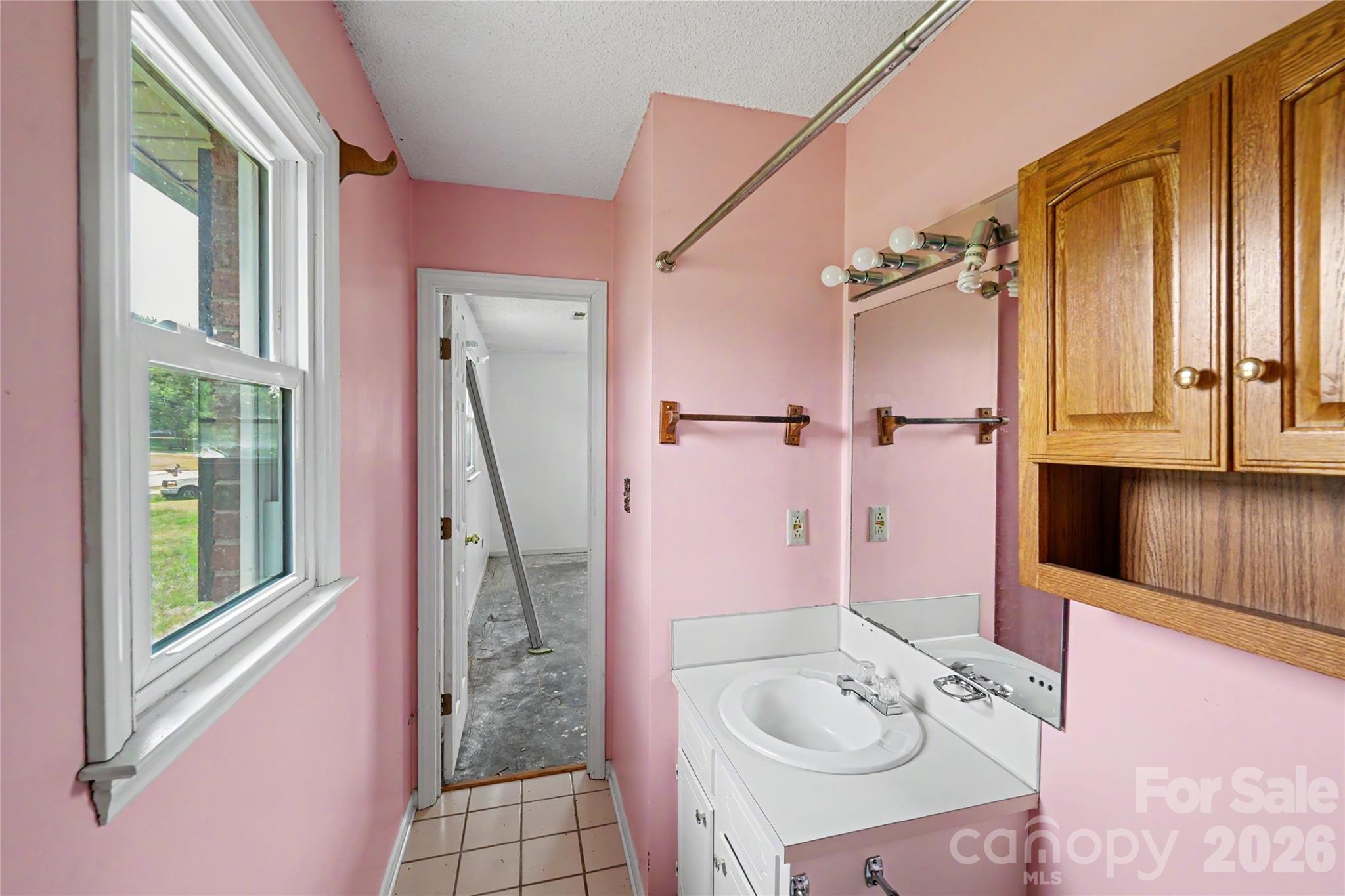 406 Greyfield Drive Property Photo 19