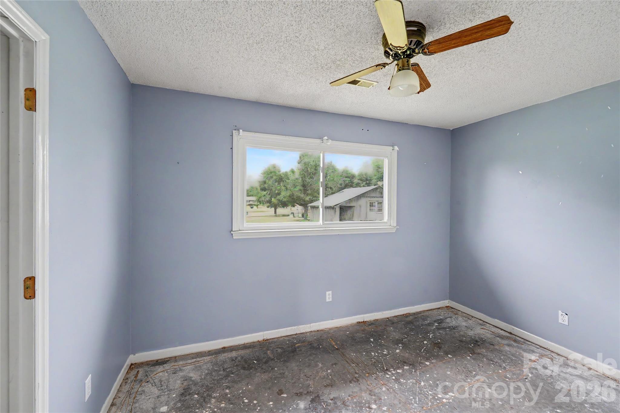 406 Greyfield Drive Property Photo 23