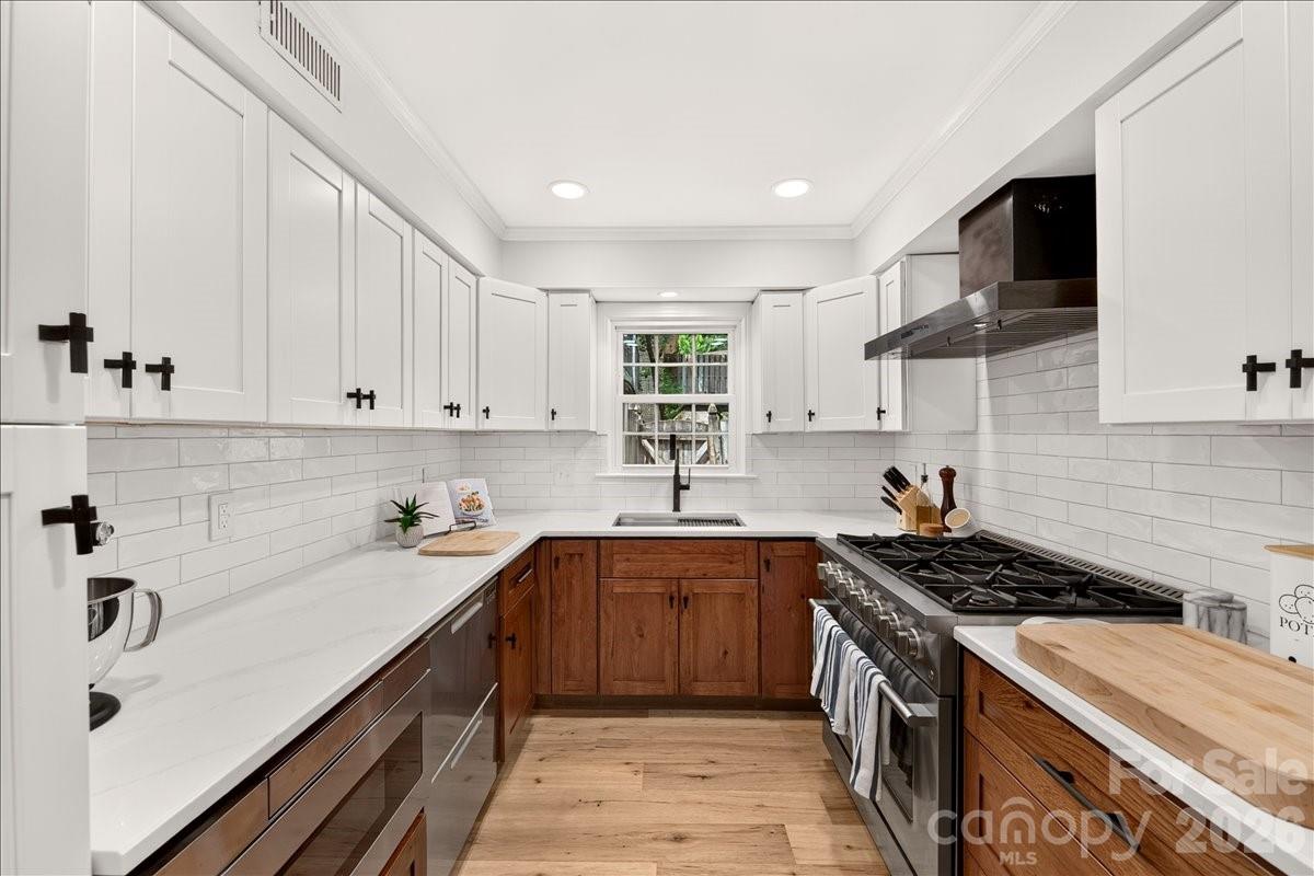 3500 Colony Road E Property Photo 14