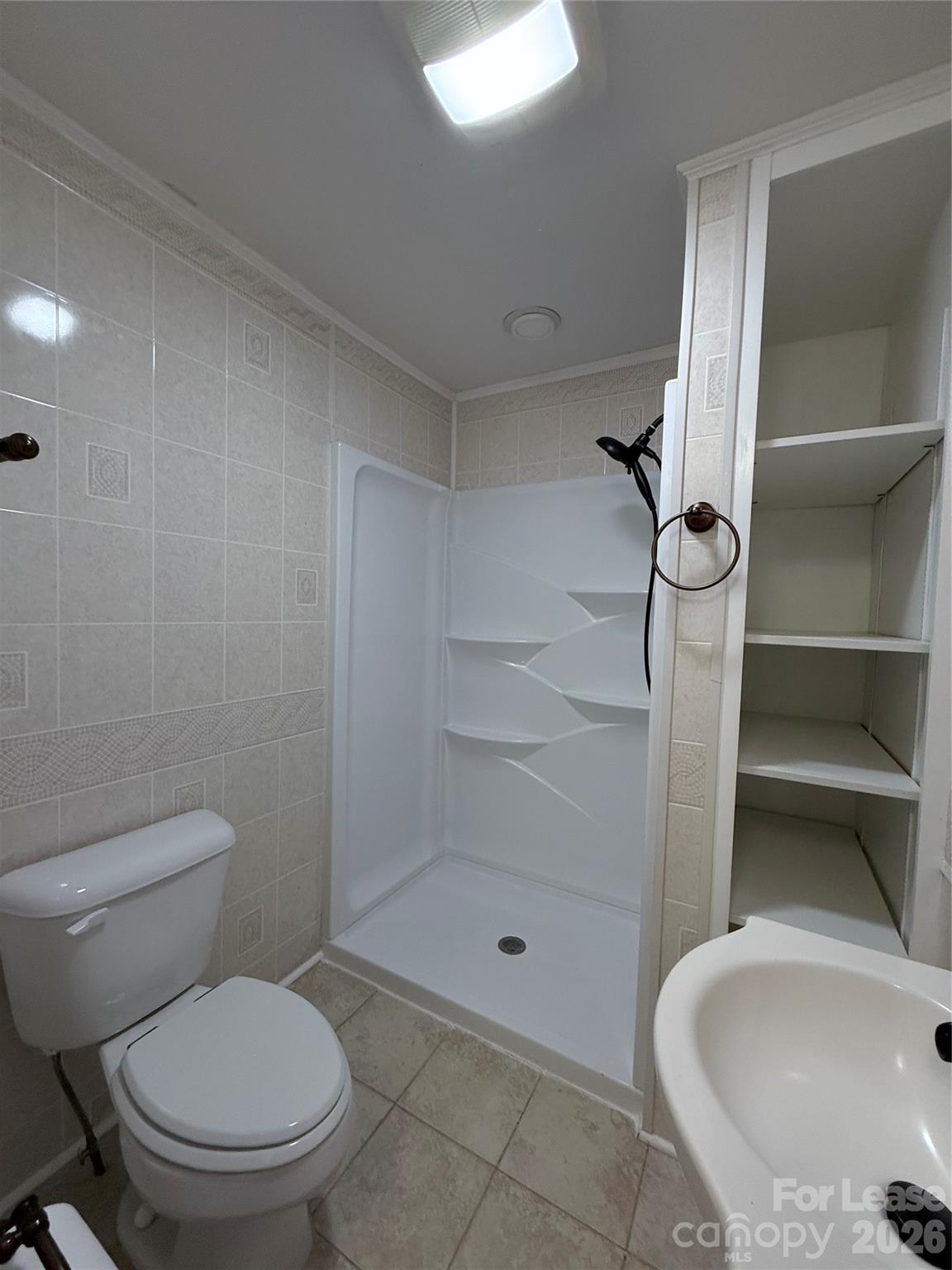 1547 N Piedmont Avenue Property Photo 15