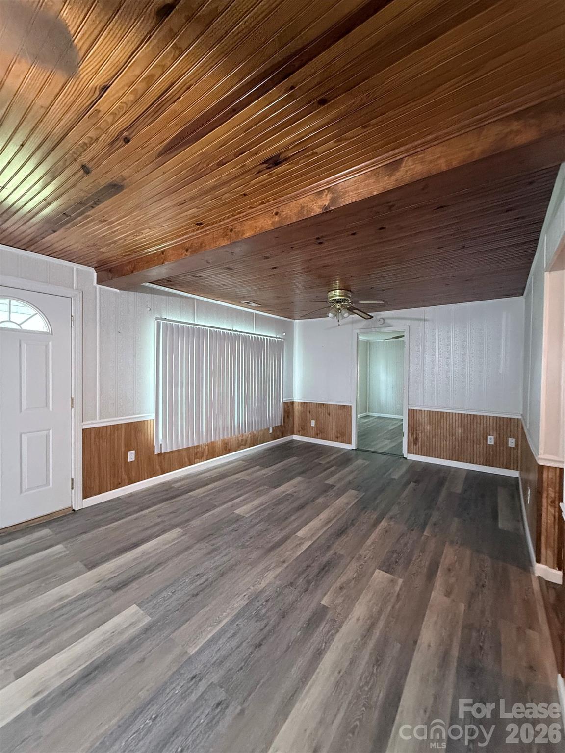 1547 N Piedmont Avenue Property Photo 18