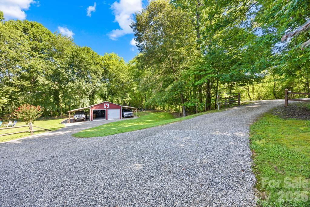 241 Goble Road Property Photo 10