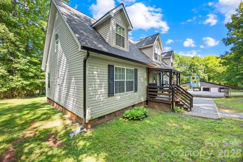 241 Goble Road Property Photo 13